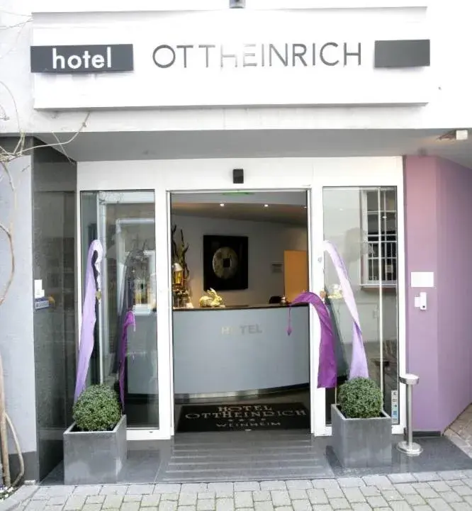 Facade/entrance in Hotel Ottheinrich