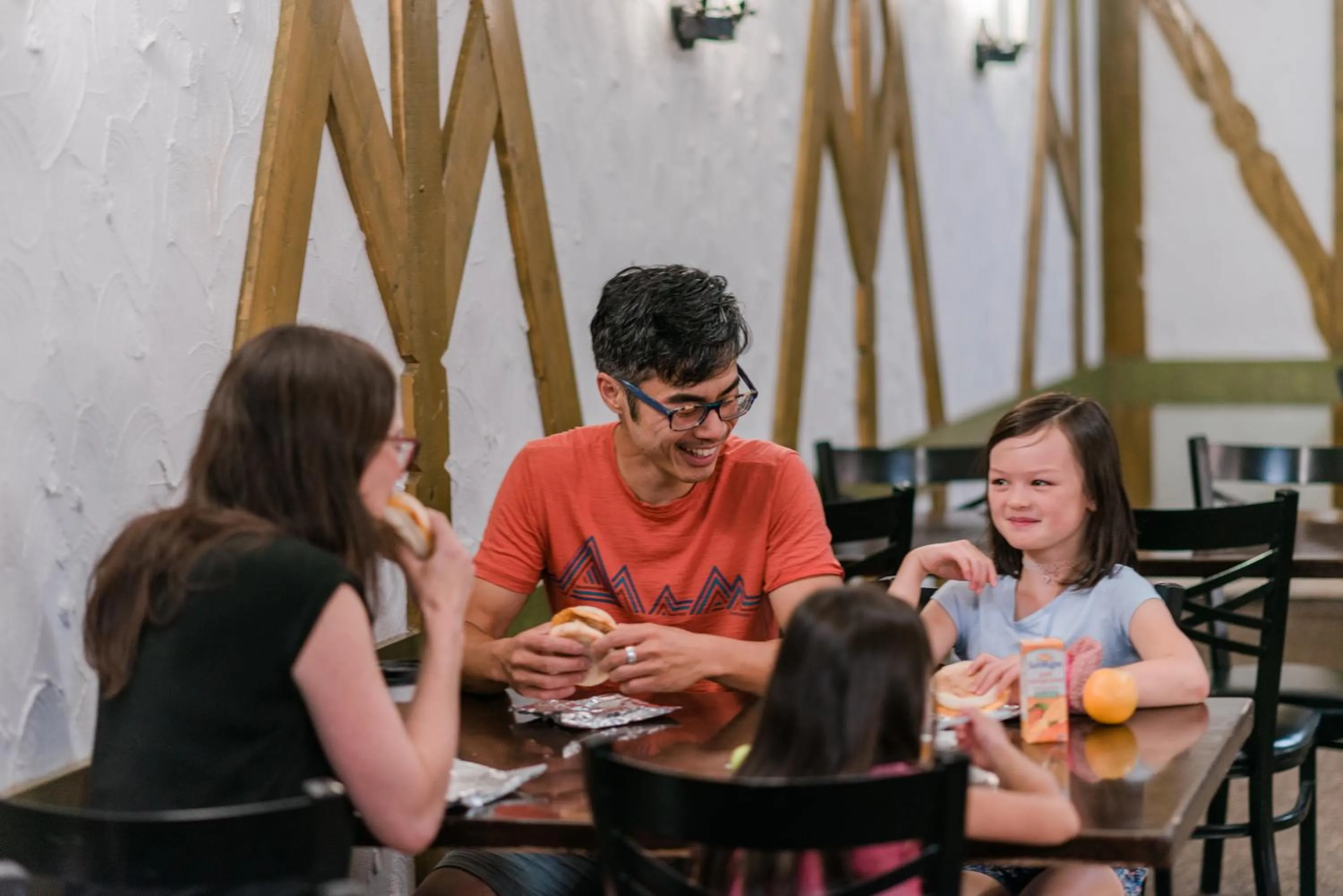 Breakfast in Mountaineer Lodge