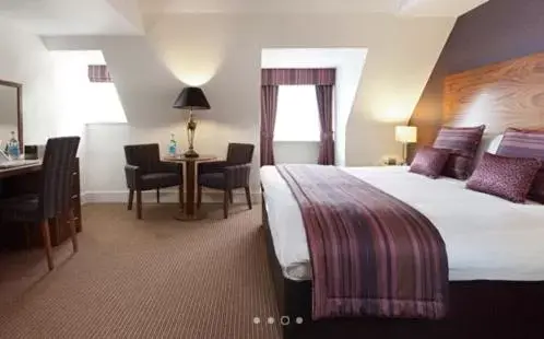 Photo of the whole room, Bed in The Boleyn Hotel