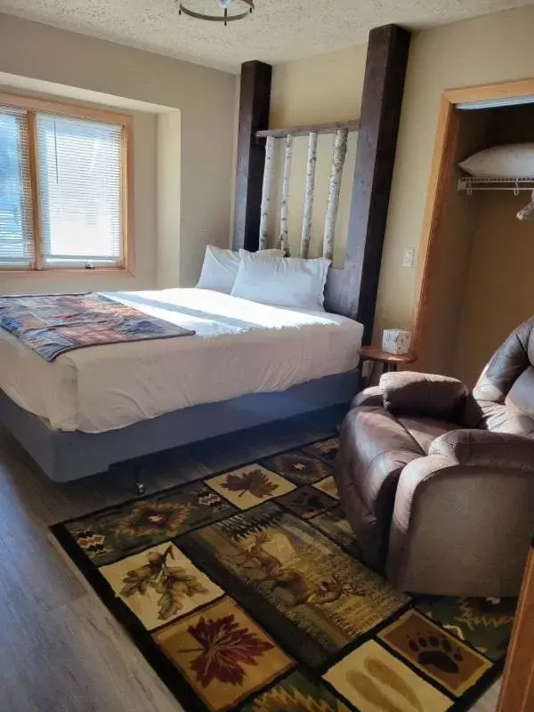 Bed in Whitetail Lodge