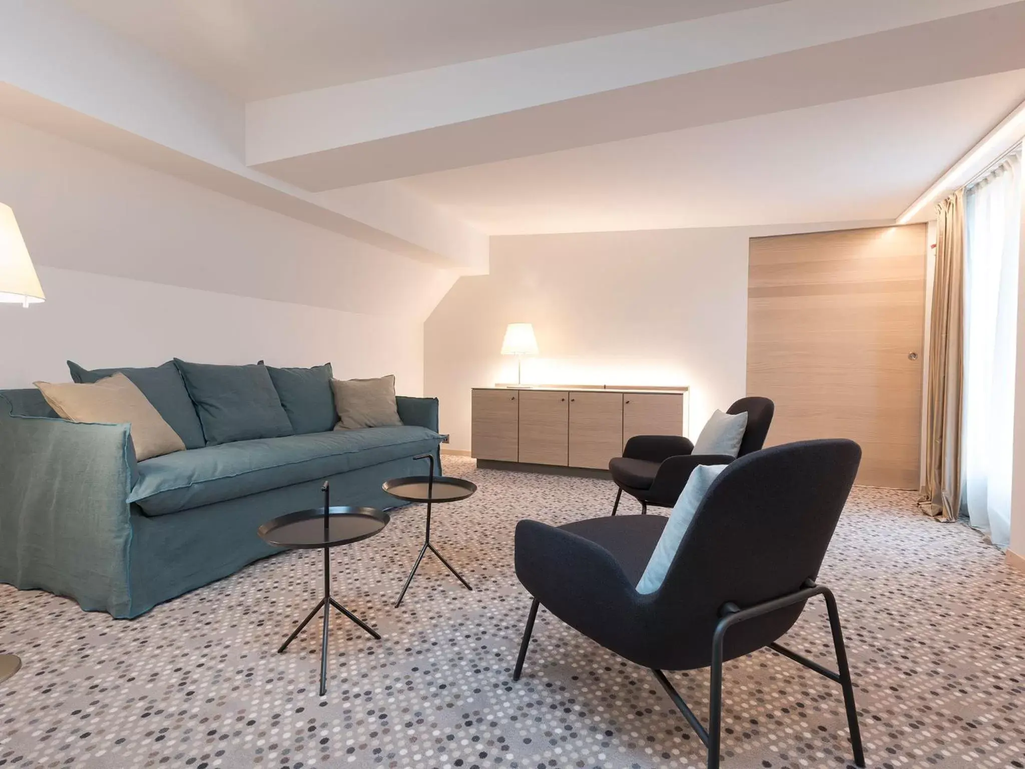 Living room, Seating Area in Hotel Savoy