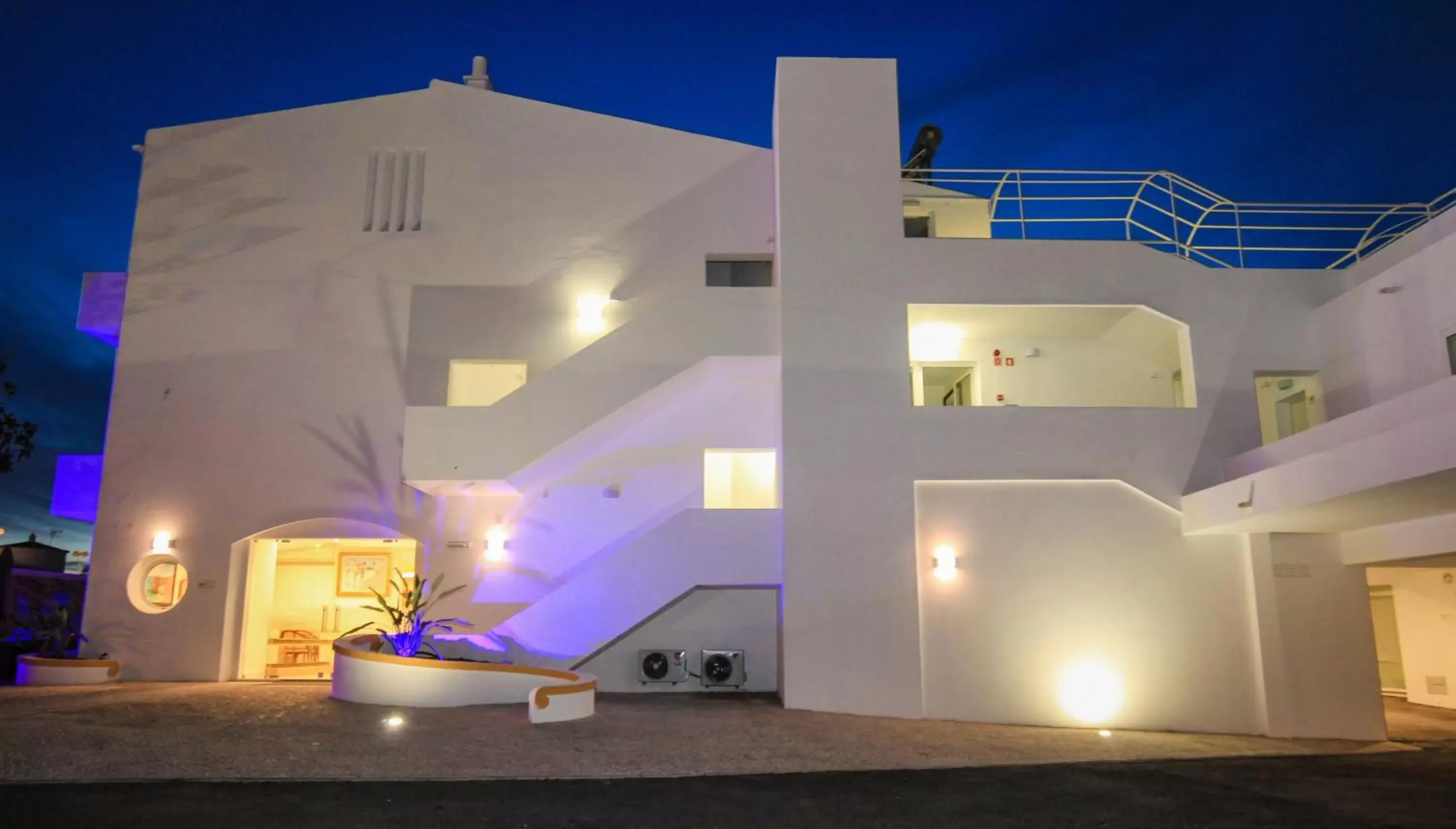 Facade/entrance, Property Building in Lagoa Hotel