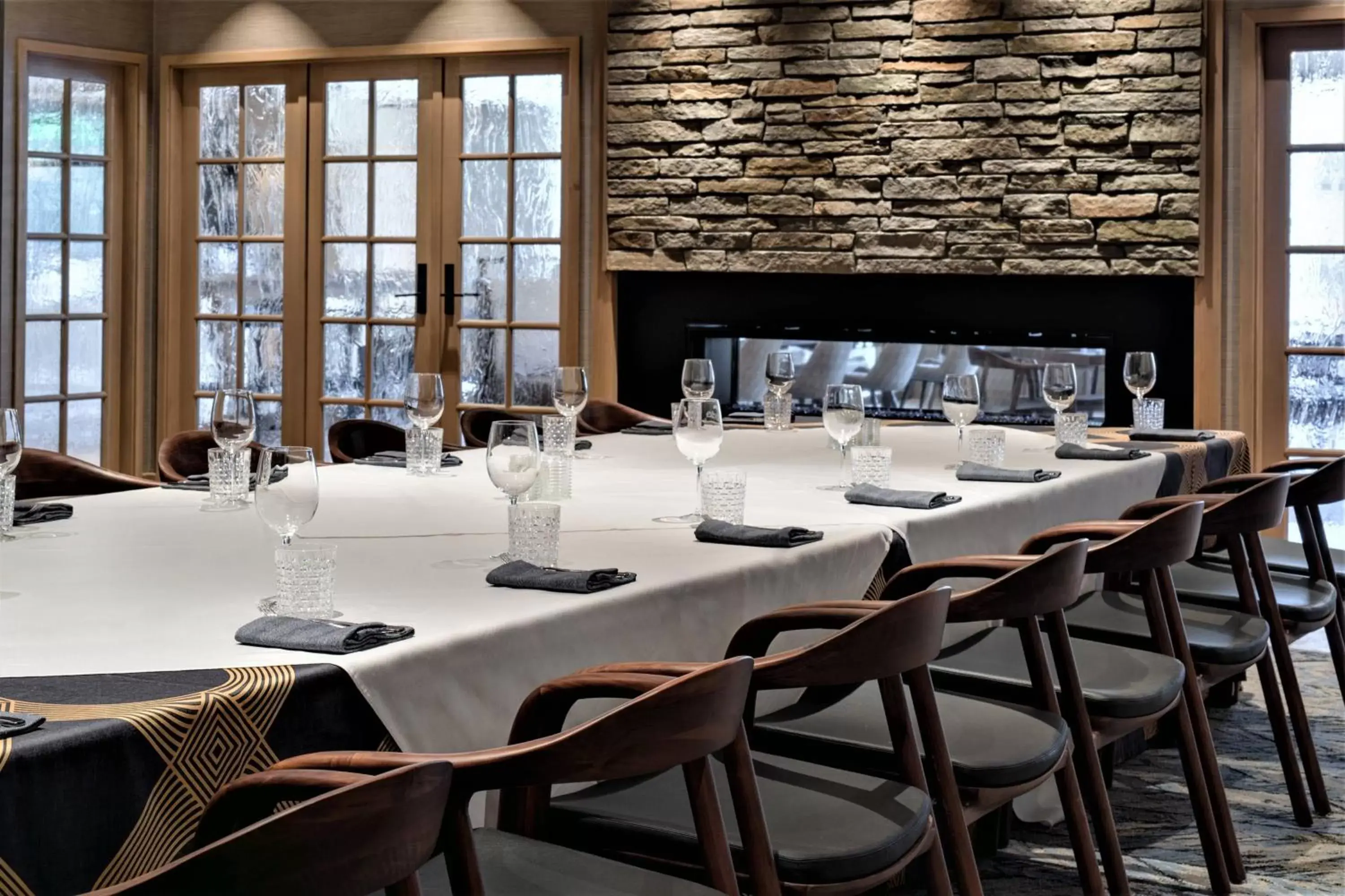 Meeting/conference room, Restaurant/Places to Eat in Delta Hotels by Marriott Kamloops