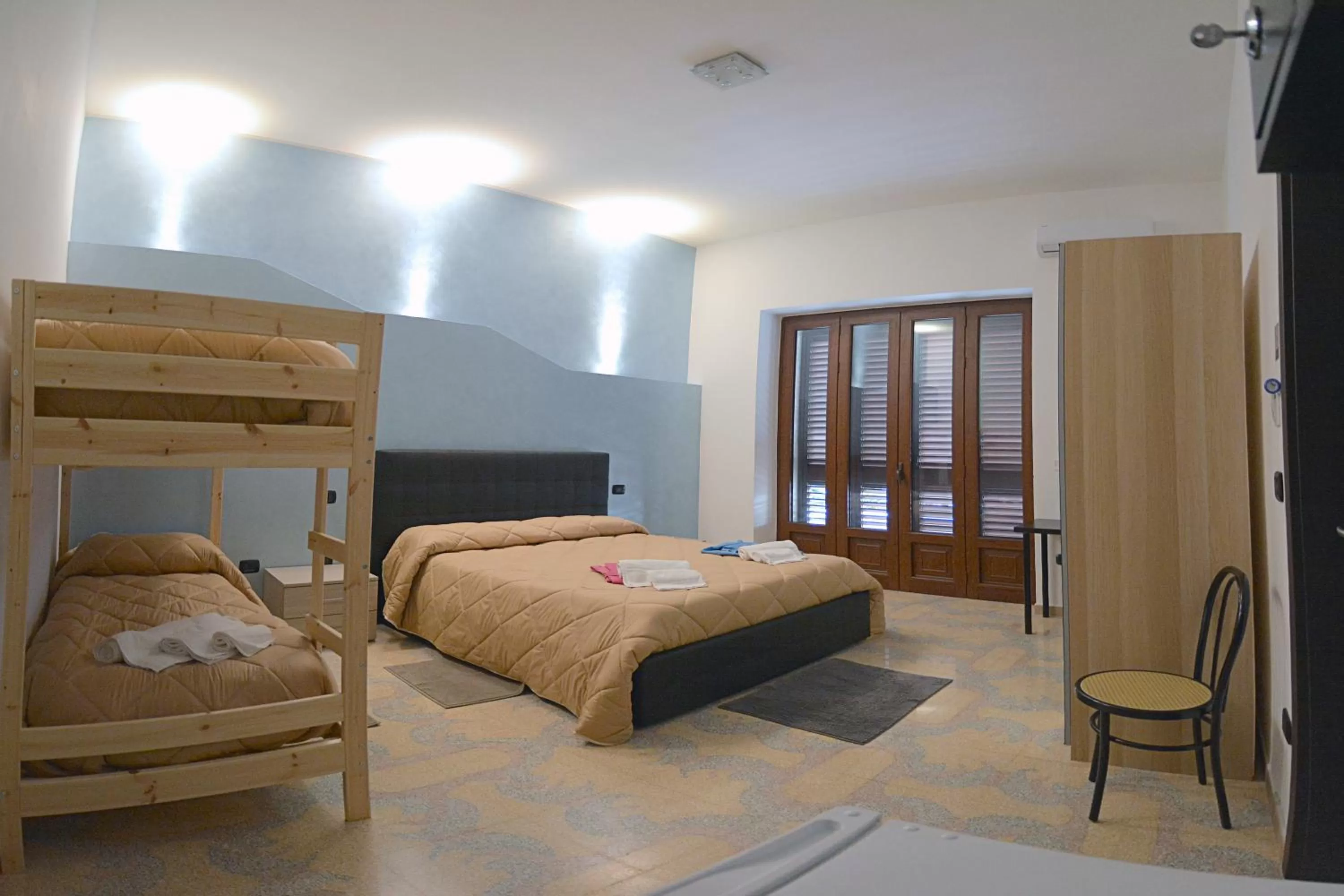 Photo of the whole room, Bed in Bed & breakfast "MAZZINI"