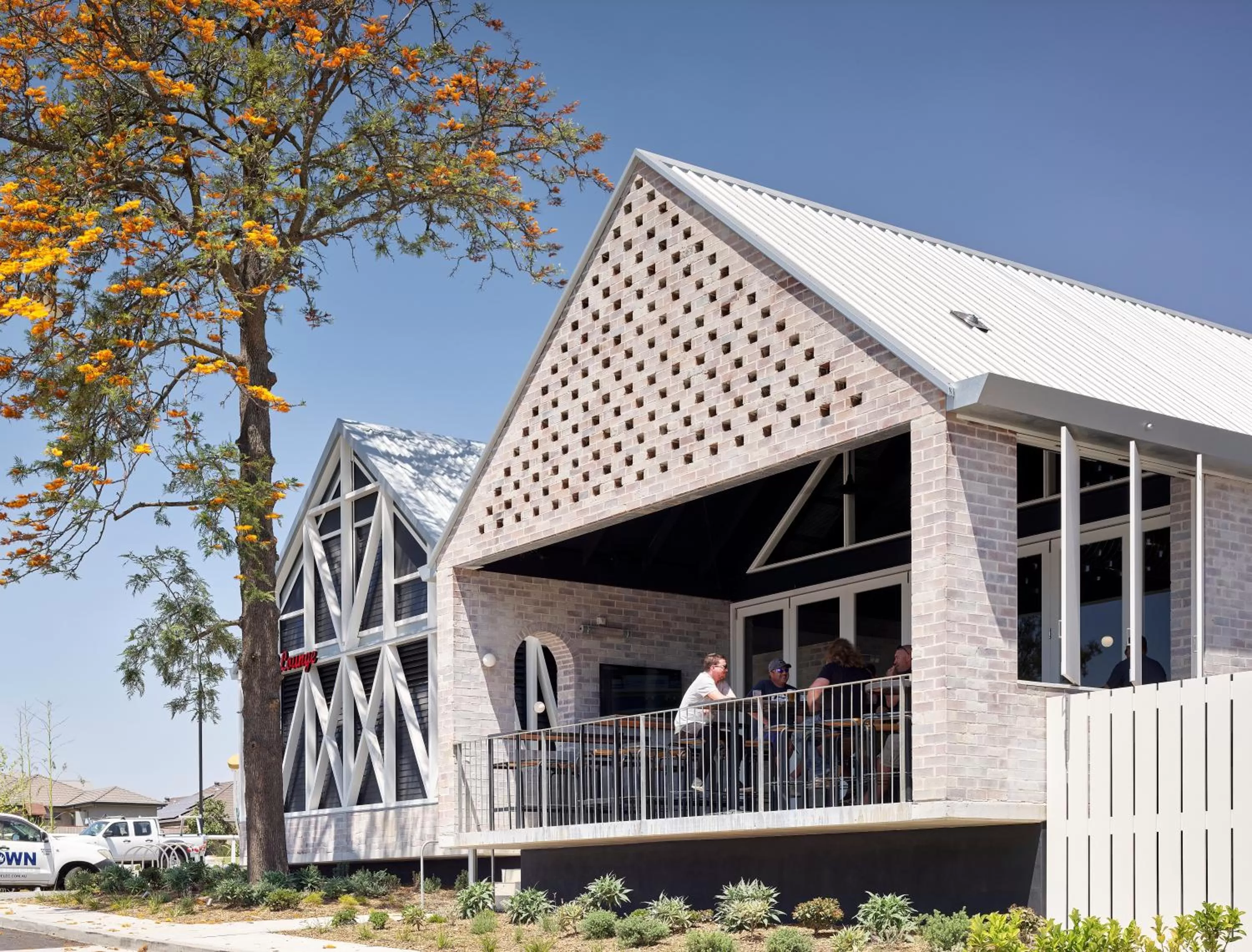 Restaurant/places to eat in Camden Valley Inn