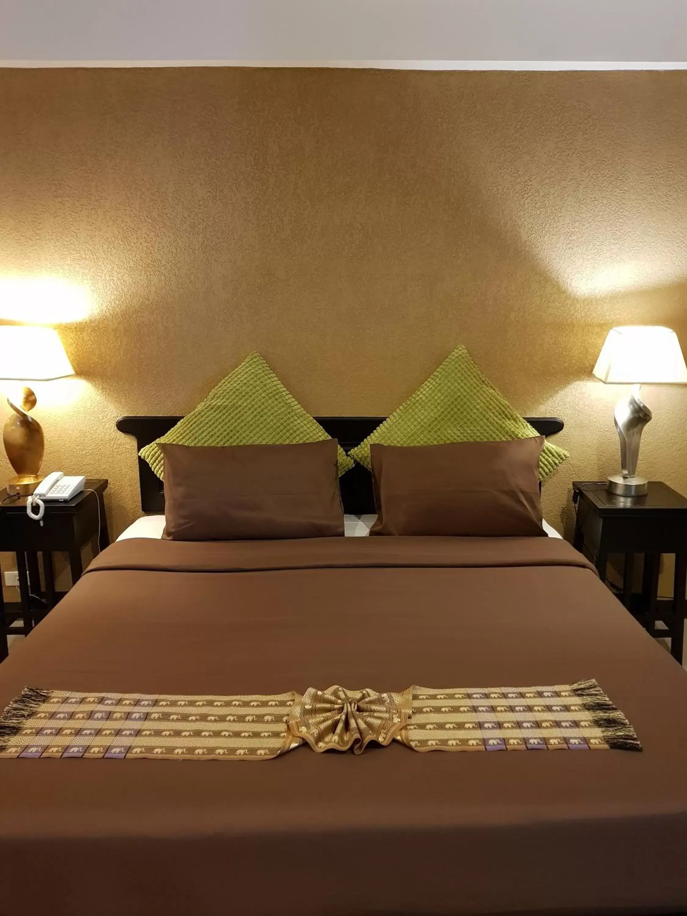 Bed in Siam Piman Hotel
