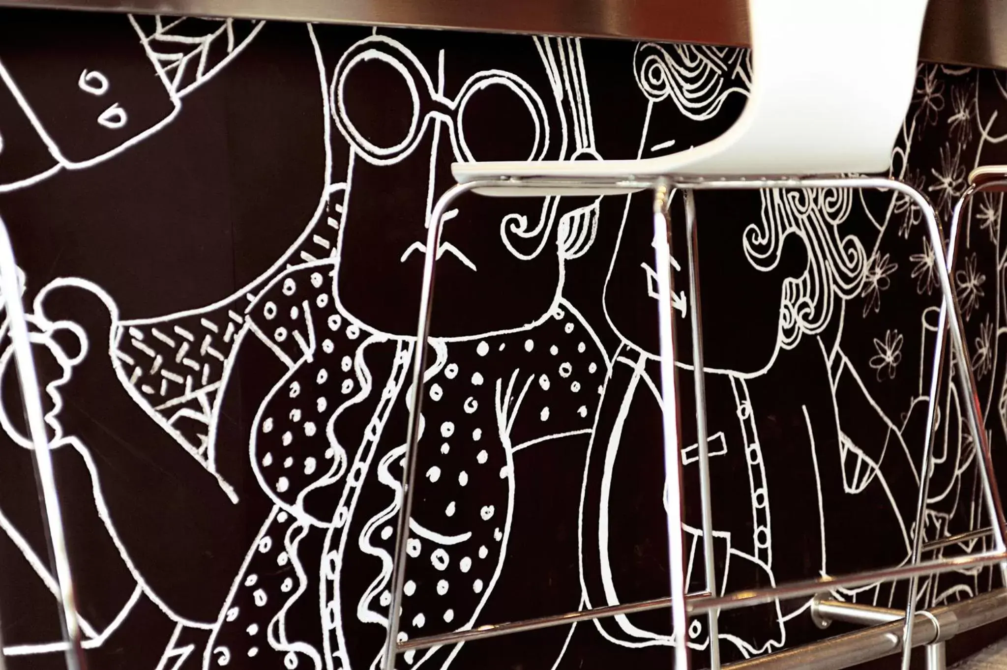 Lounge or bar in ibis Baden Neuenhof Lounge or bar in ibis Baden Neuenhof