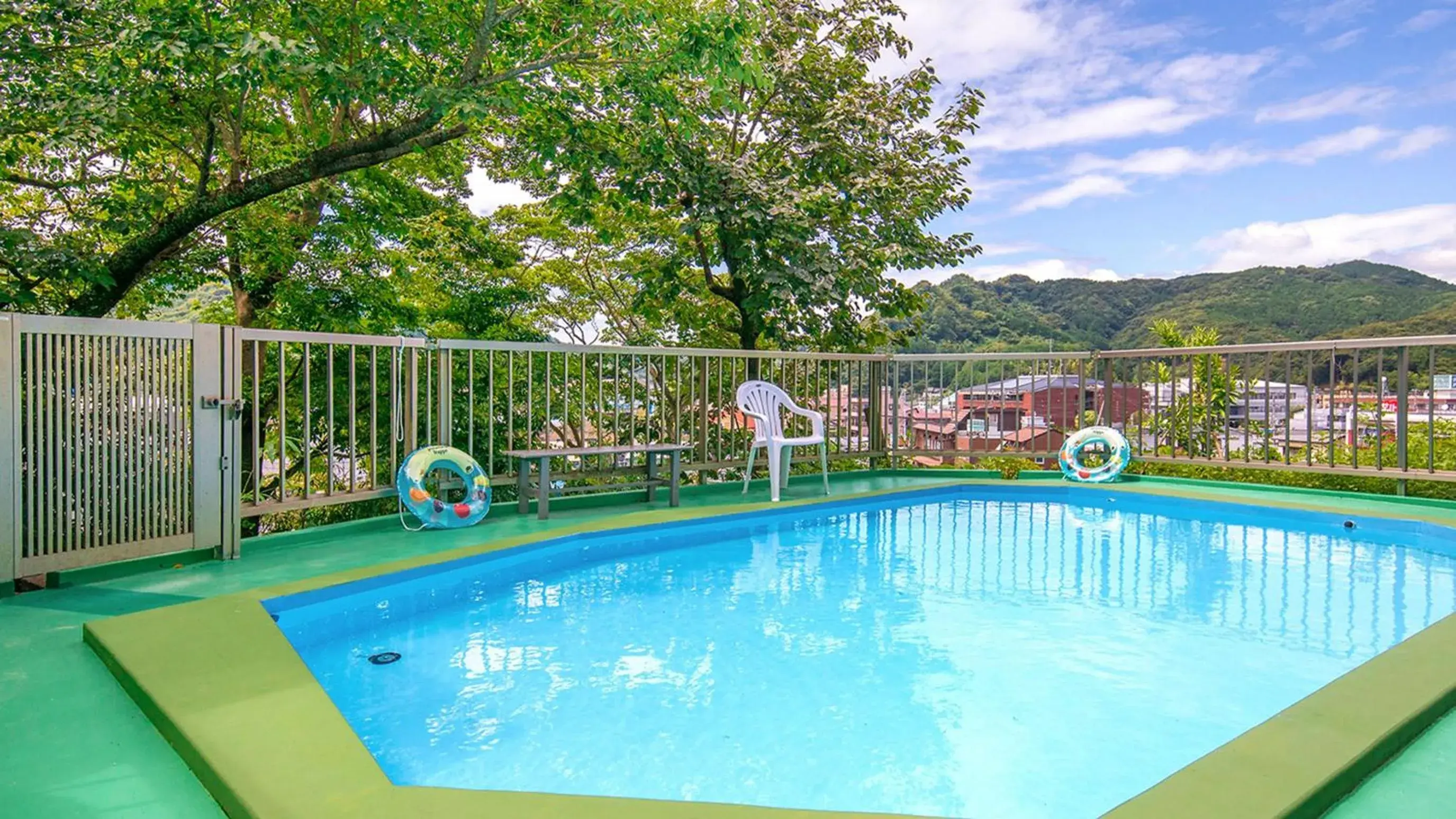 Swimming Pool in New Hakkeien