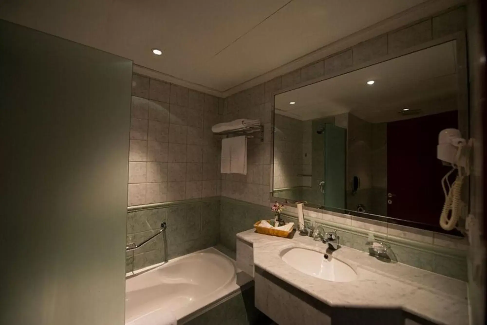 Bathroom in Executives Hotel - Olaya