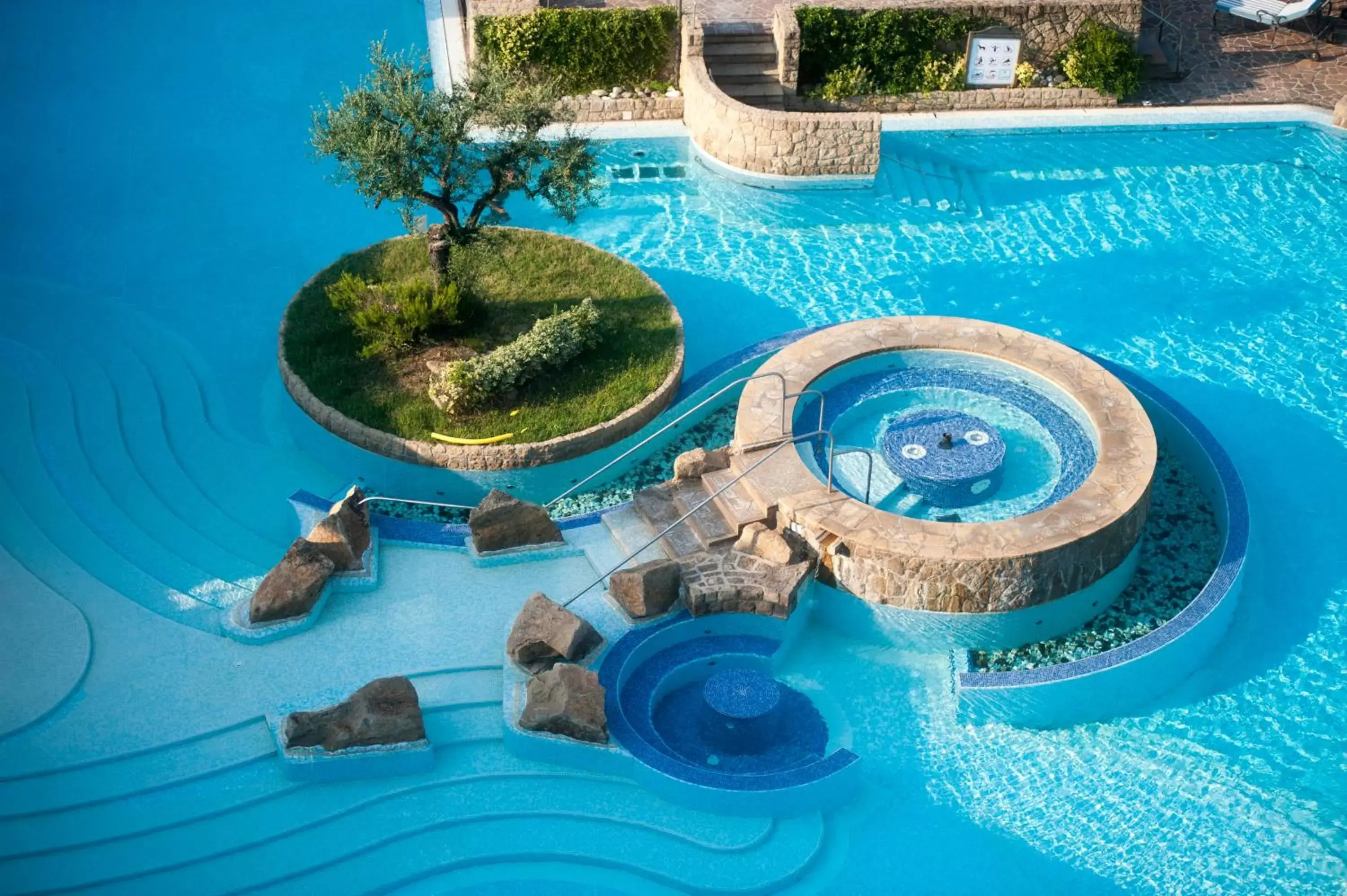 Swimming pool, Pool View in Hotel Splendid