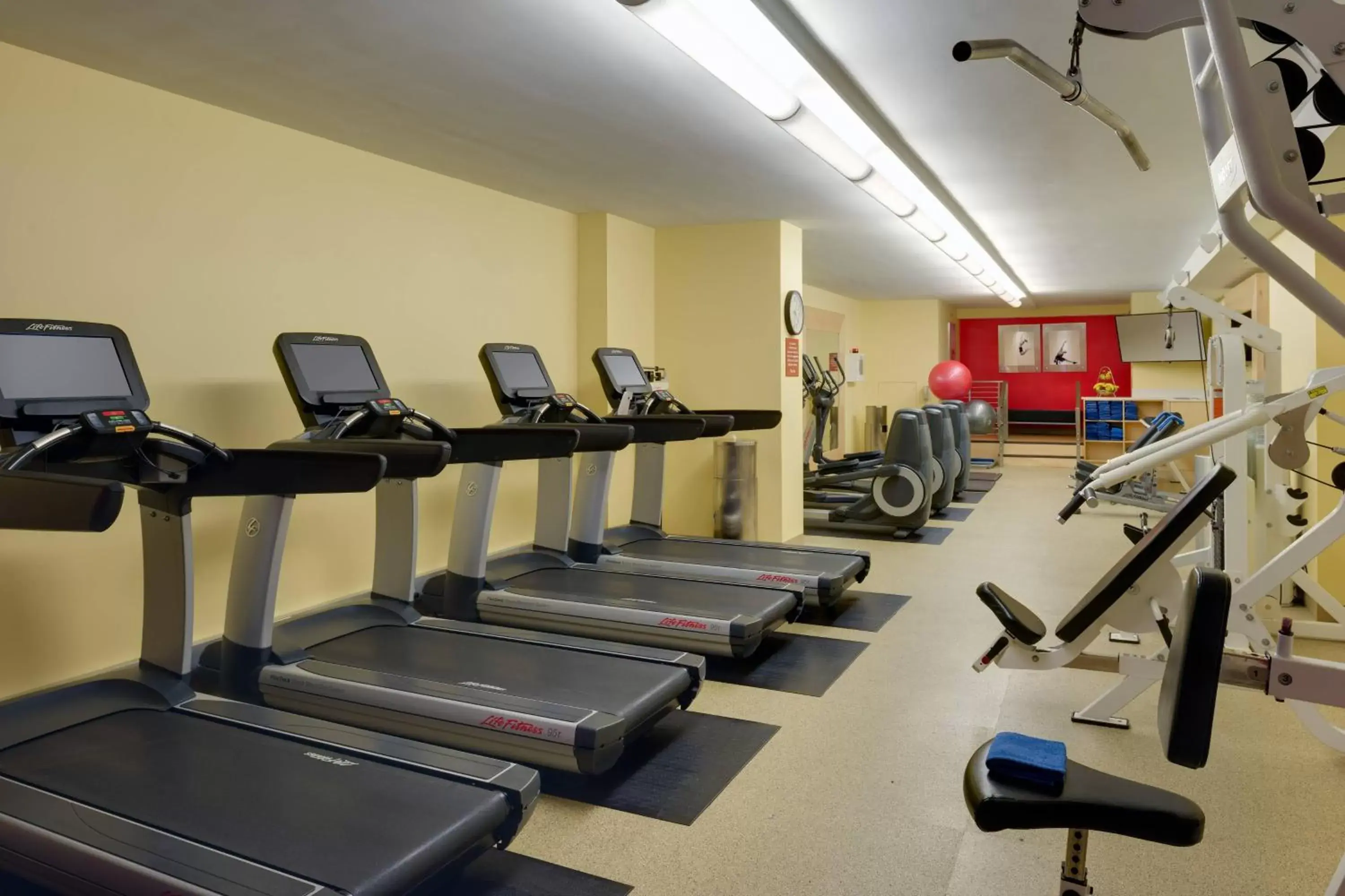 Fitness centre/facilities, Fitness Center/Facilities in San Diego Marriott Gaslamp Quarter - No Resort Fees