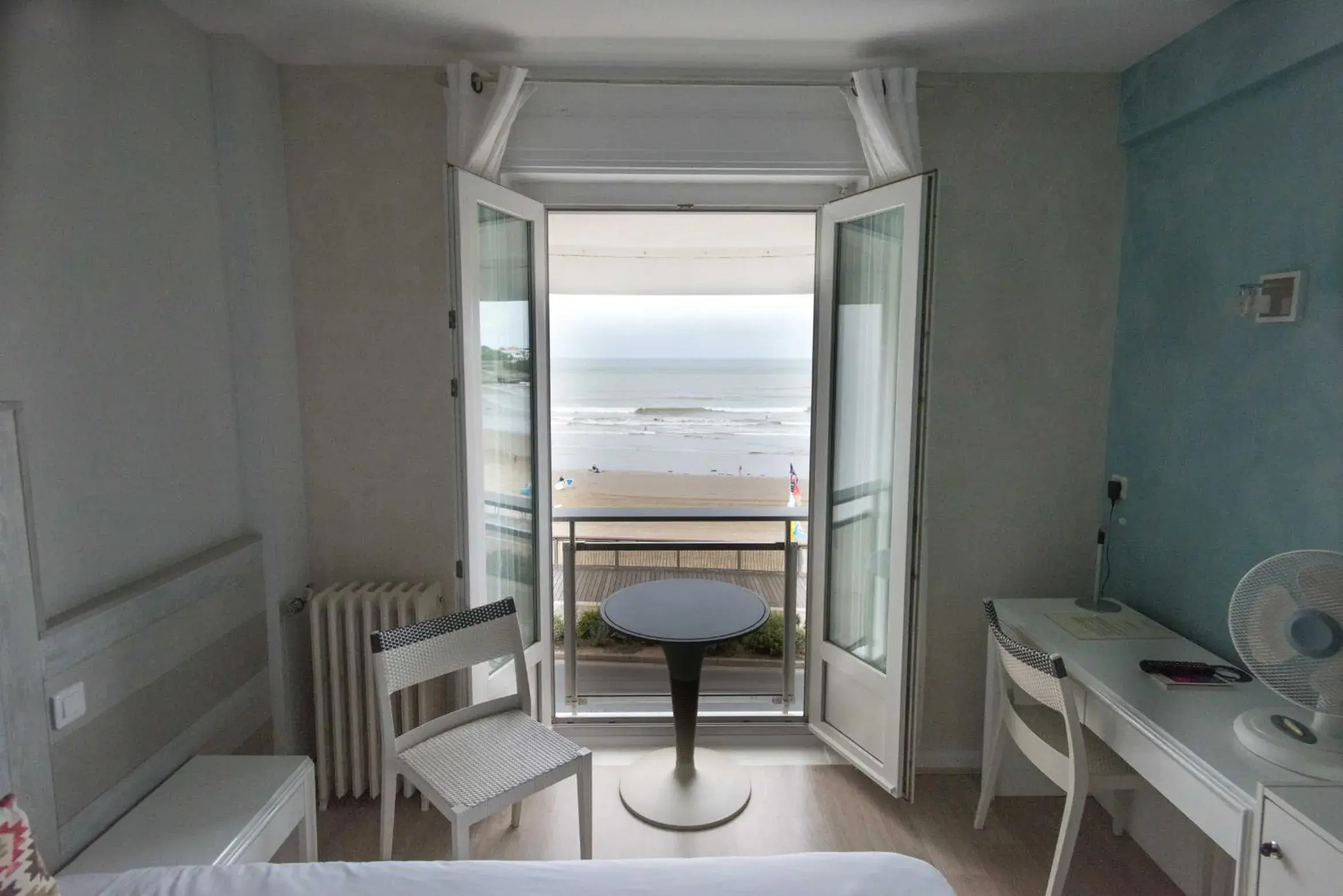 Day, Dining Area in The Originals Boutique, Hotel Miramar, Royan (Inter-Hotel)