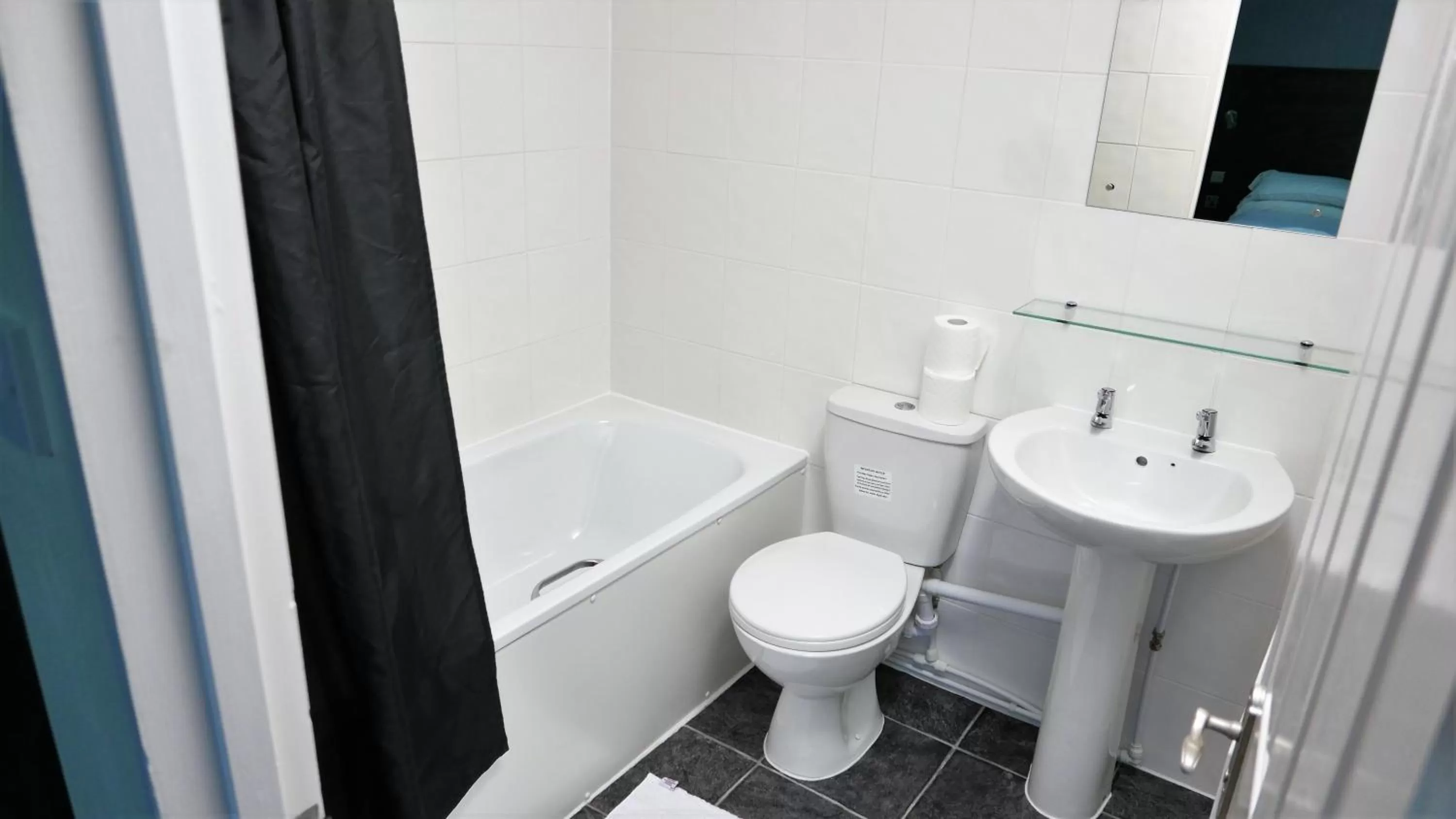 Shower in Warrens Village Motel and Self Catering