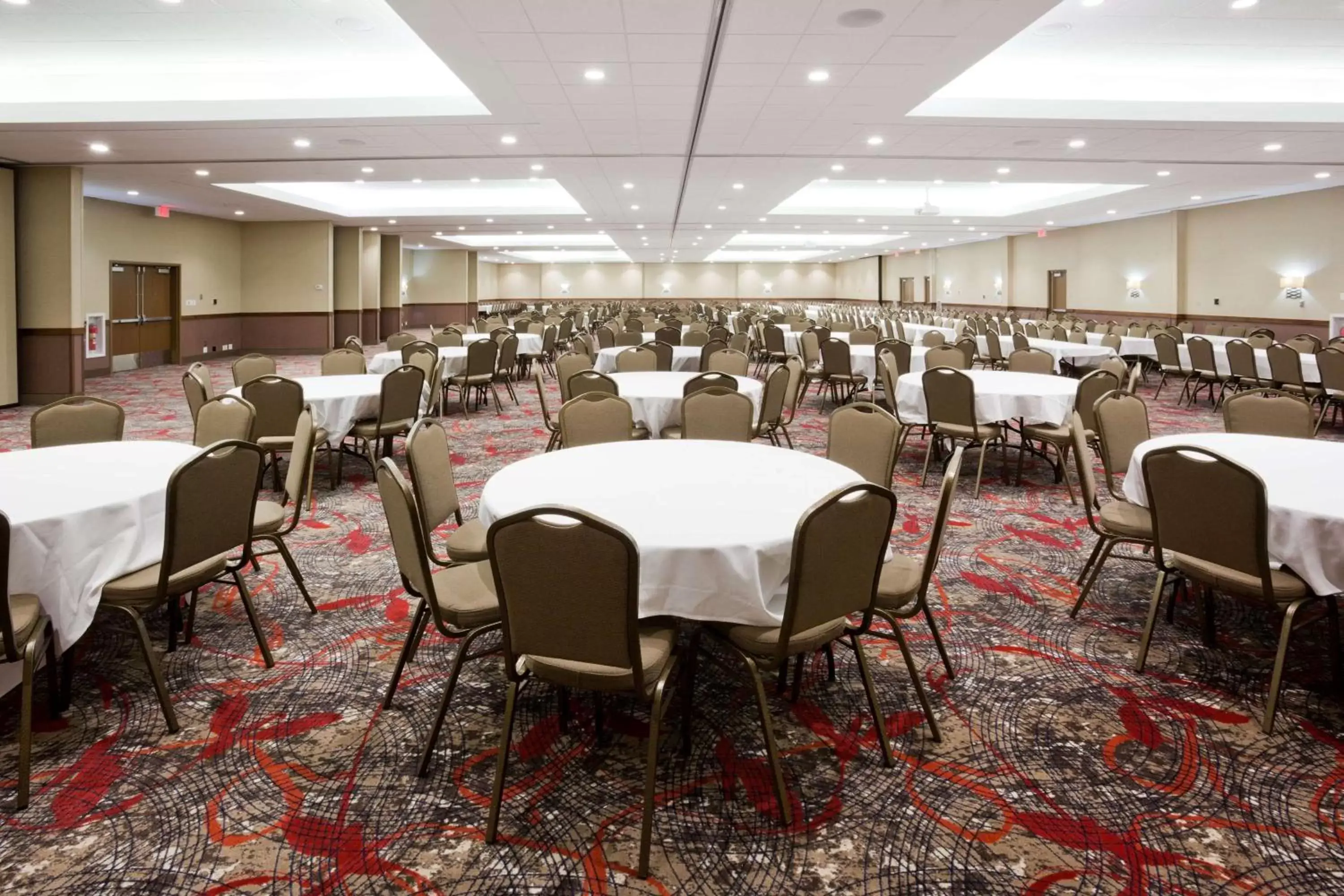 Banquet/Function facilities, Restaurant/Places to Eat in Best Western Plus Willmar