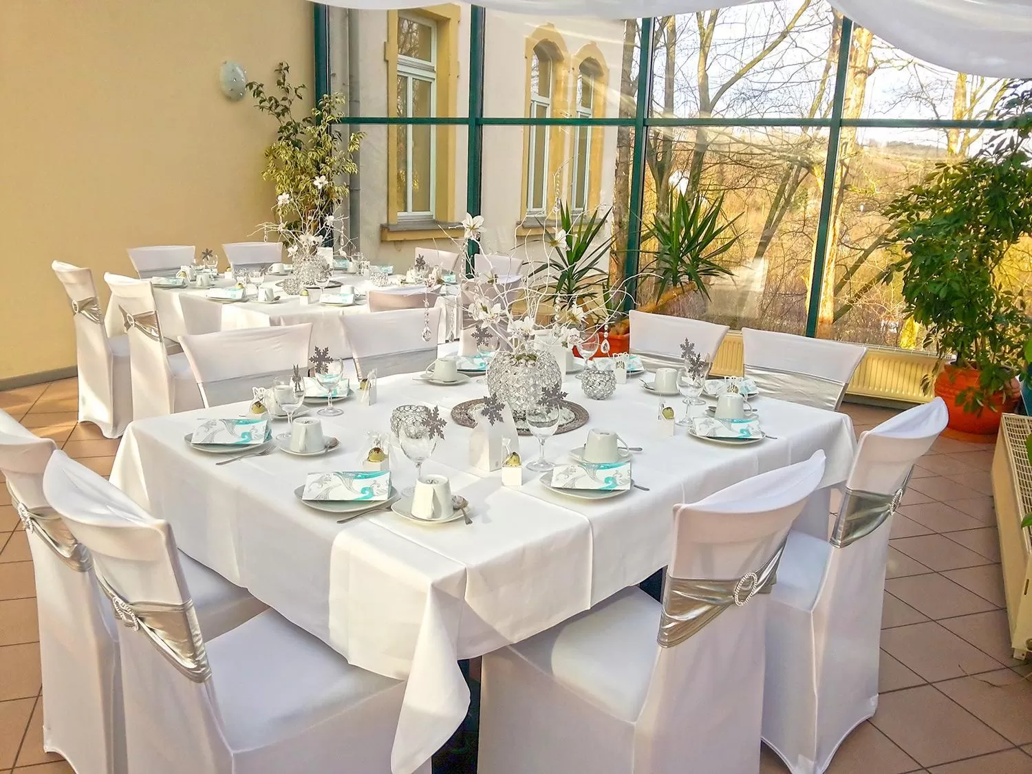 Restaurant/places to eat in Parkhotel Waldschlösschen