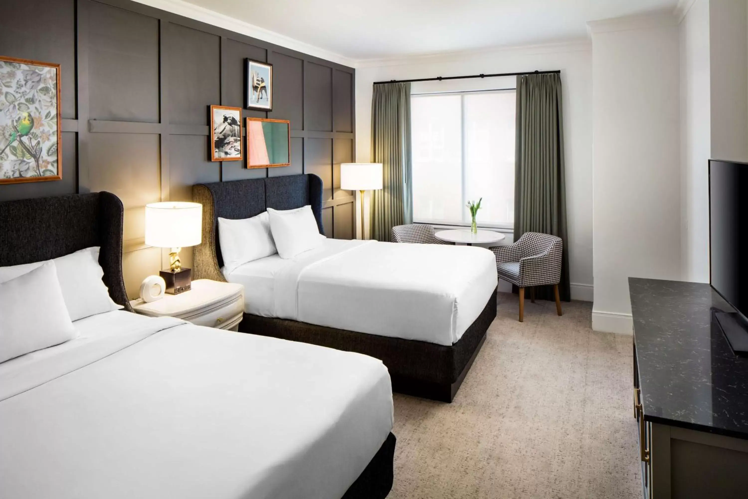 Bedroom, Bed in Andaz Savannah - A Concept by Hyatt
