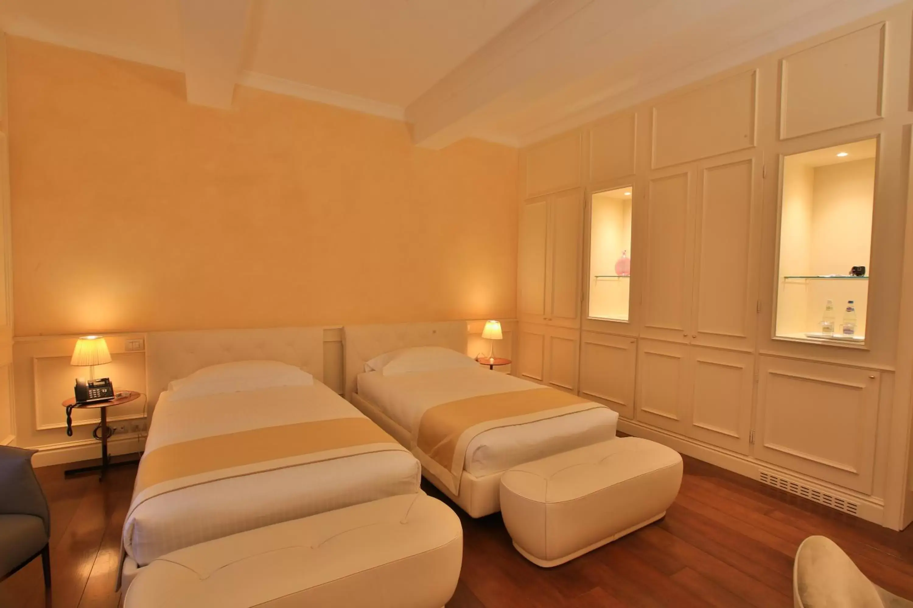 Bedroom, Bed in Hotel Rua Frati 48 in San Francesco