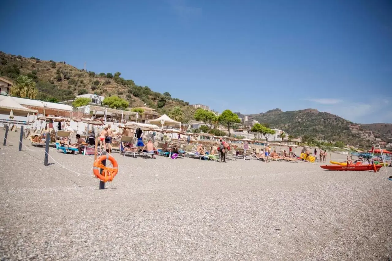 Beach in Residence Villa Il Glicine