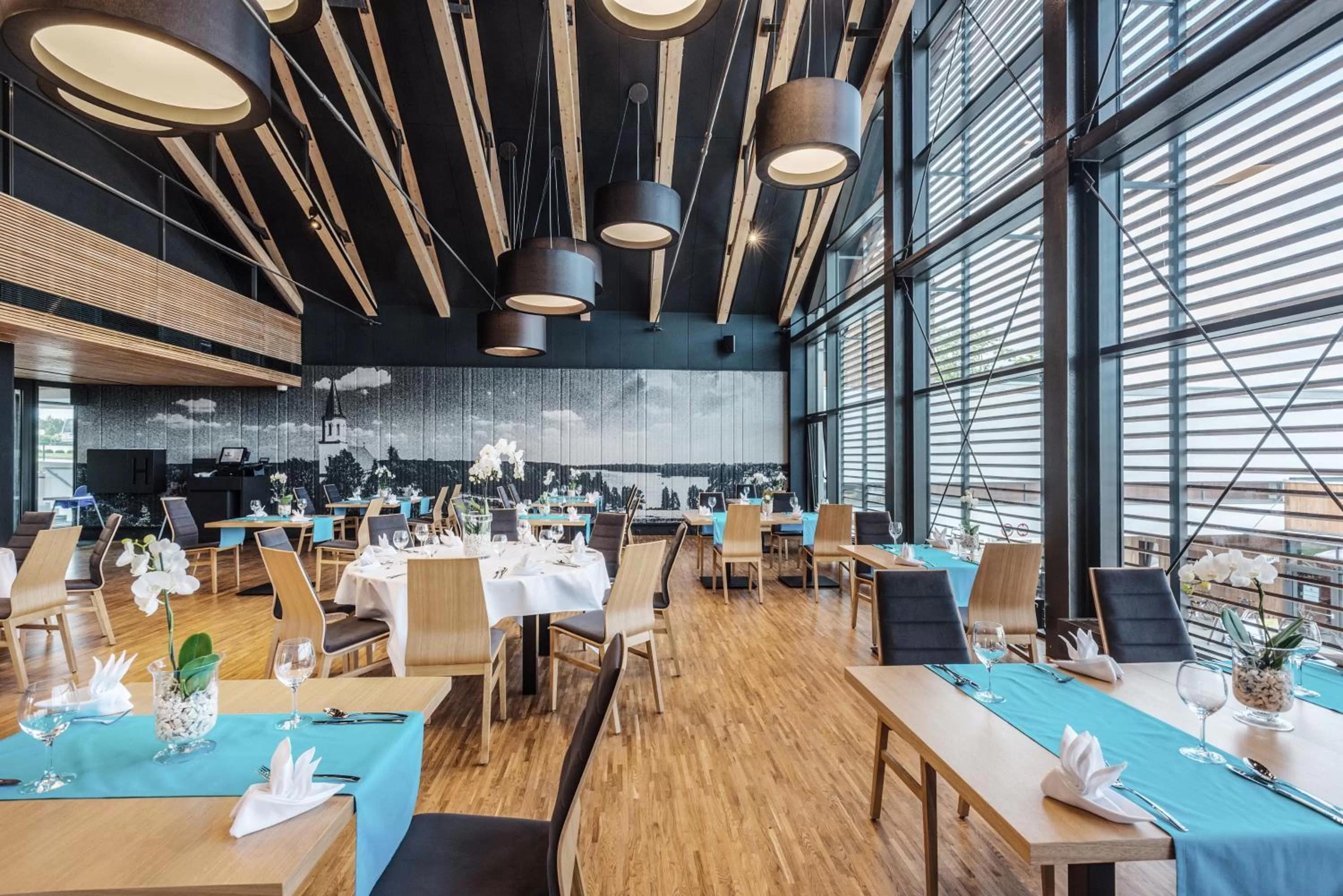 Restaurant/places to eat in Regatta Hotel Restauracja Spa