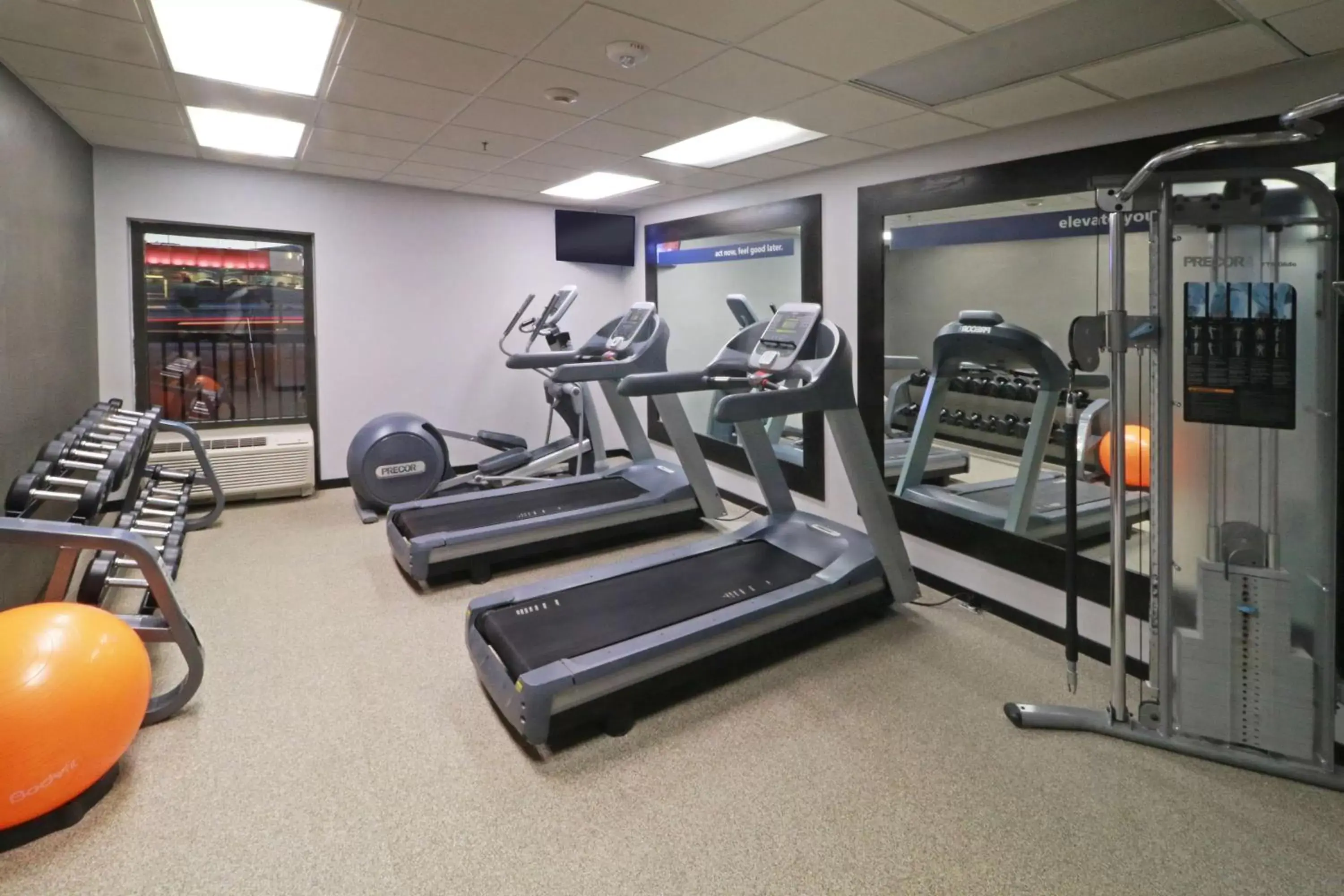 Fitness centre/facilities, Fitness Center/Facilities in Hampton by Hilton Chihuahua