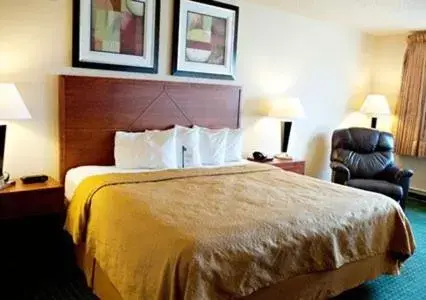 Standard King Room - Non-Smoking  in Quality Inn & Suites Conference Center and Water Park