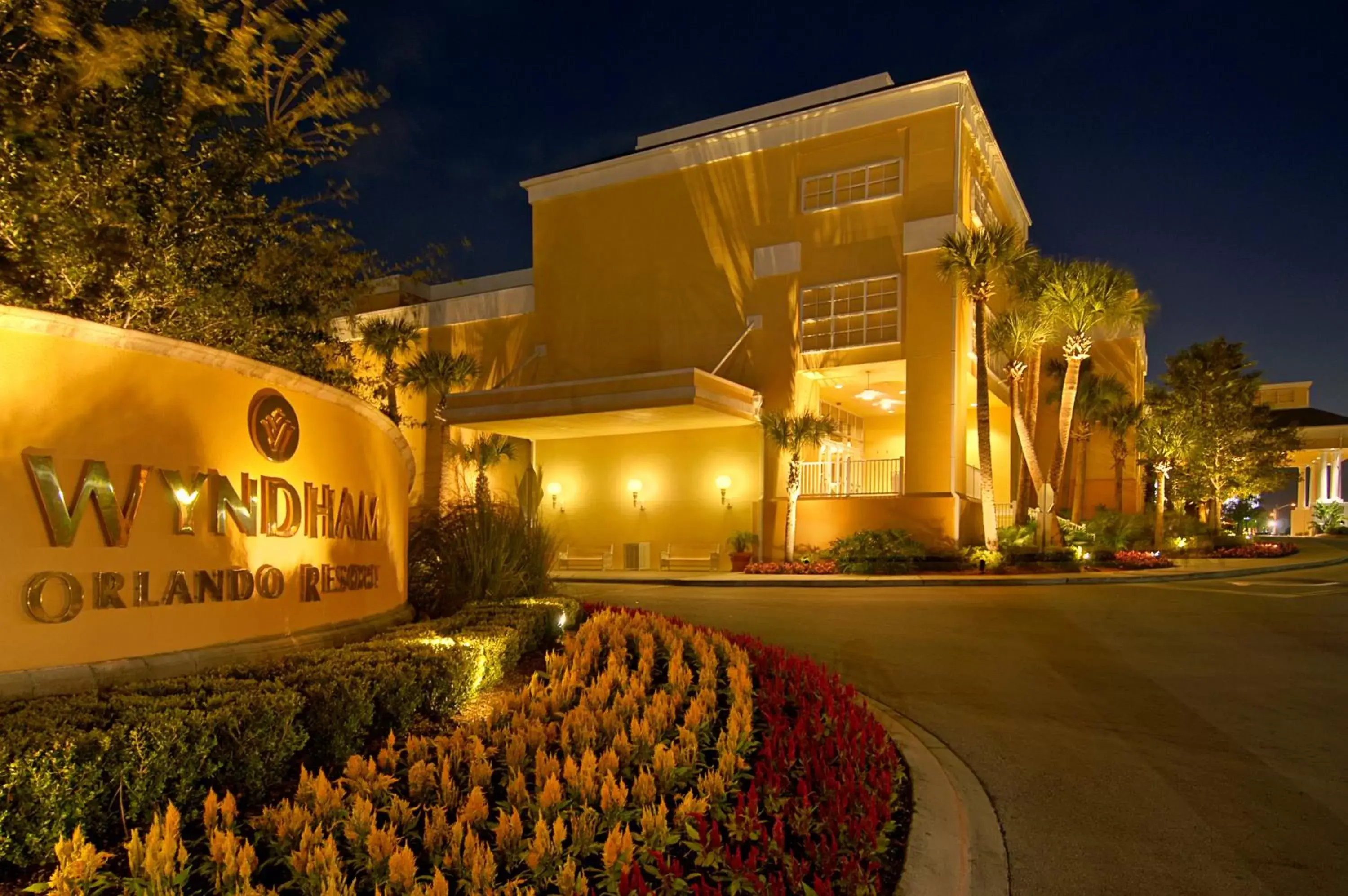 Facade/entrance, Property Building in Wyndham Orlando Resort International Drive