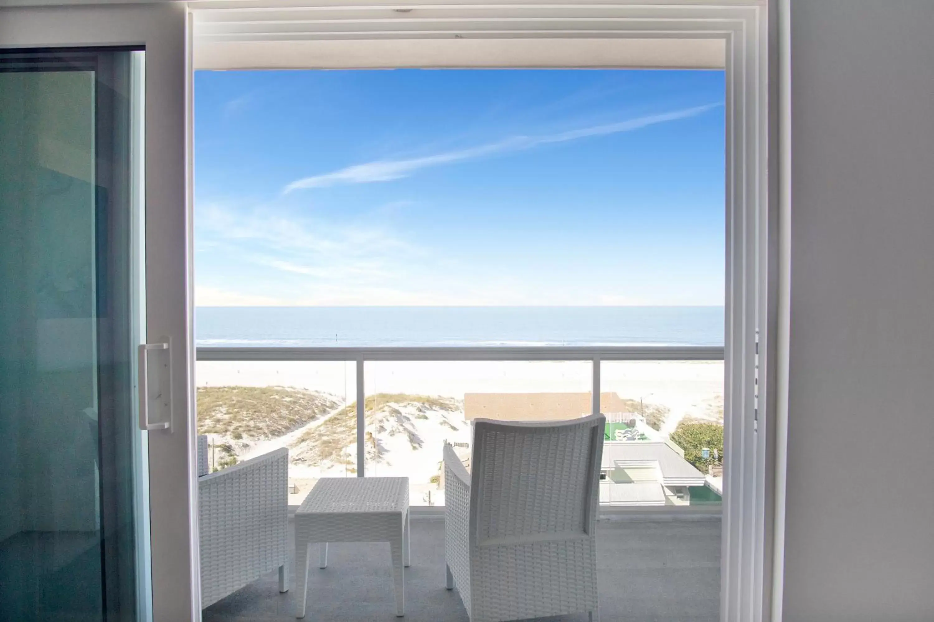 Deluxe 3 Bedroom Suite Gulf View Upper Floor in The Avalon Club Deluxe 3 Bedroom Suite Gulf View Upper Floor in The Avalon Club