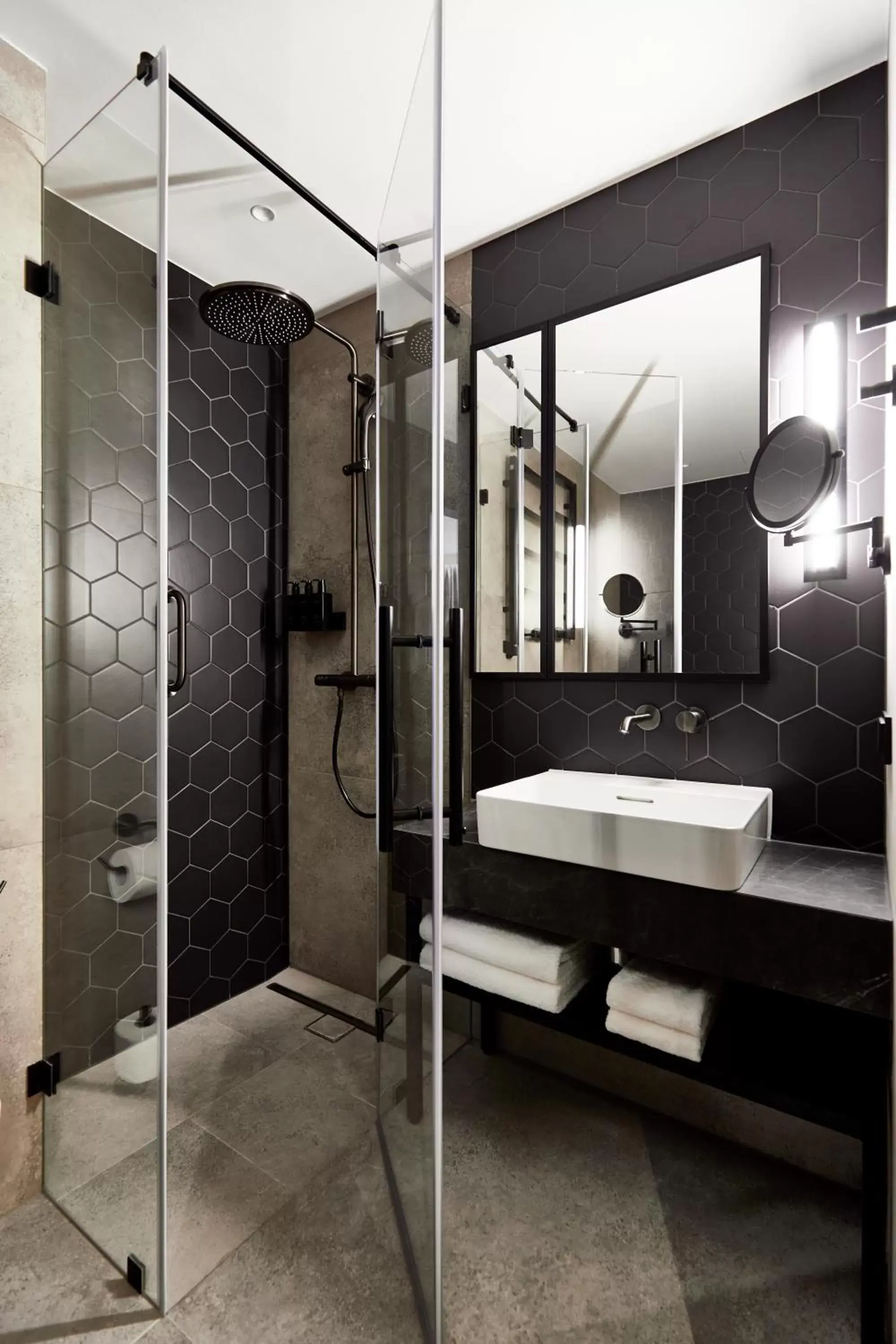 Bathroom in Crowne Plaza - Warsaw - The HUB, an IHG Hotel