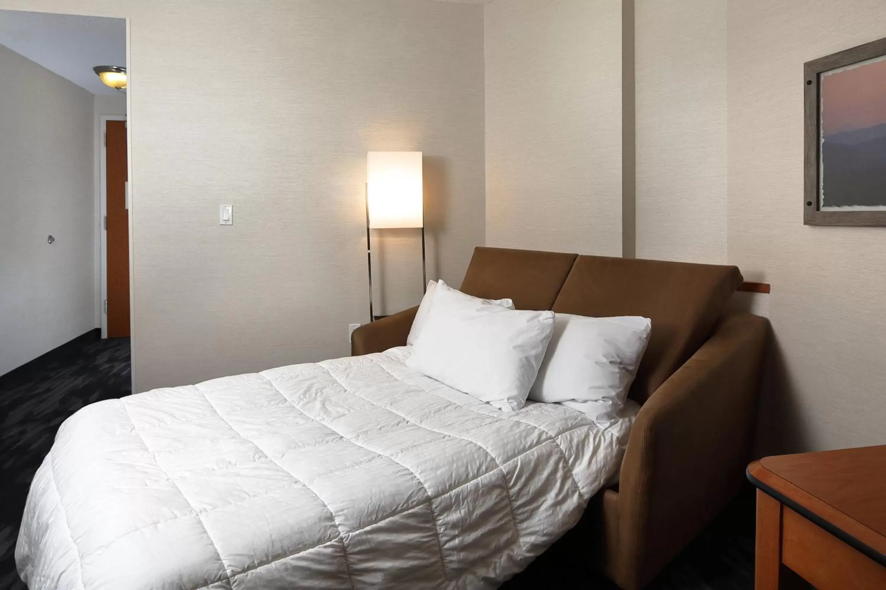 Bedroom, Bed in Fairfield Inn & Suites by Marriott Millville Vineland