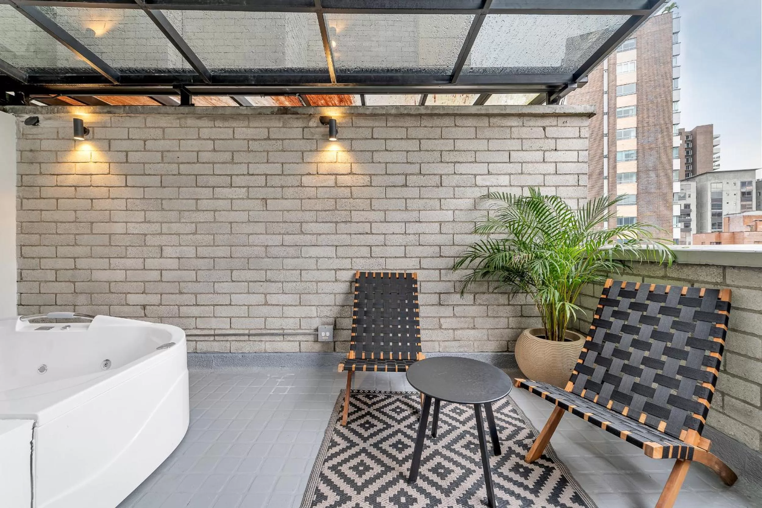 Balcony/Terrace in Apartamentos Poblado Alejandría by HOUSY HOST