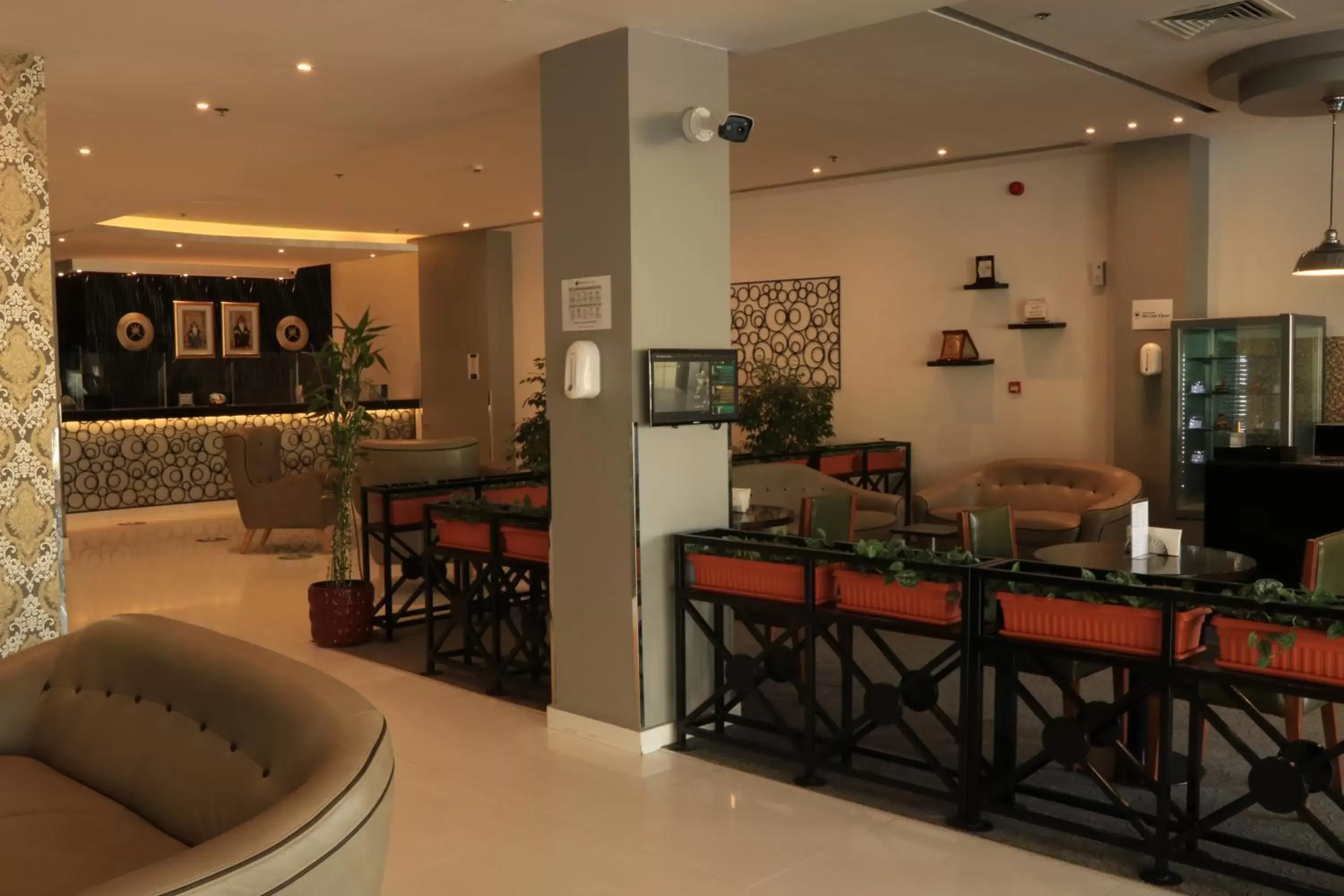 Lounge or bar, Lobby/Reception in Best Western Premier Muscat
