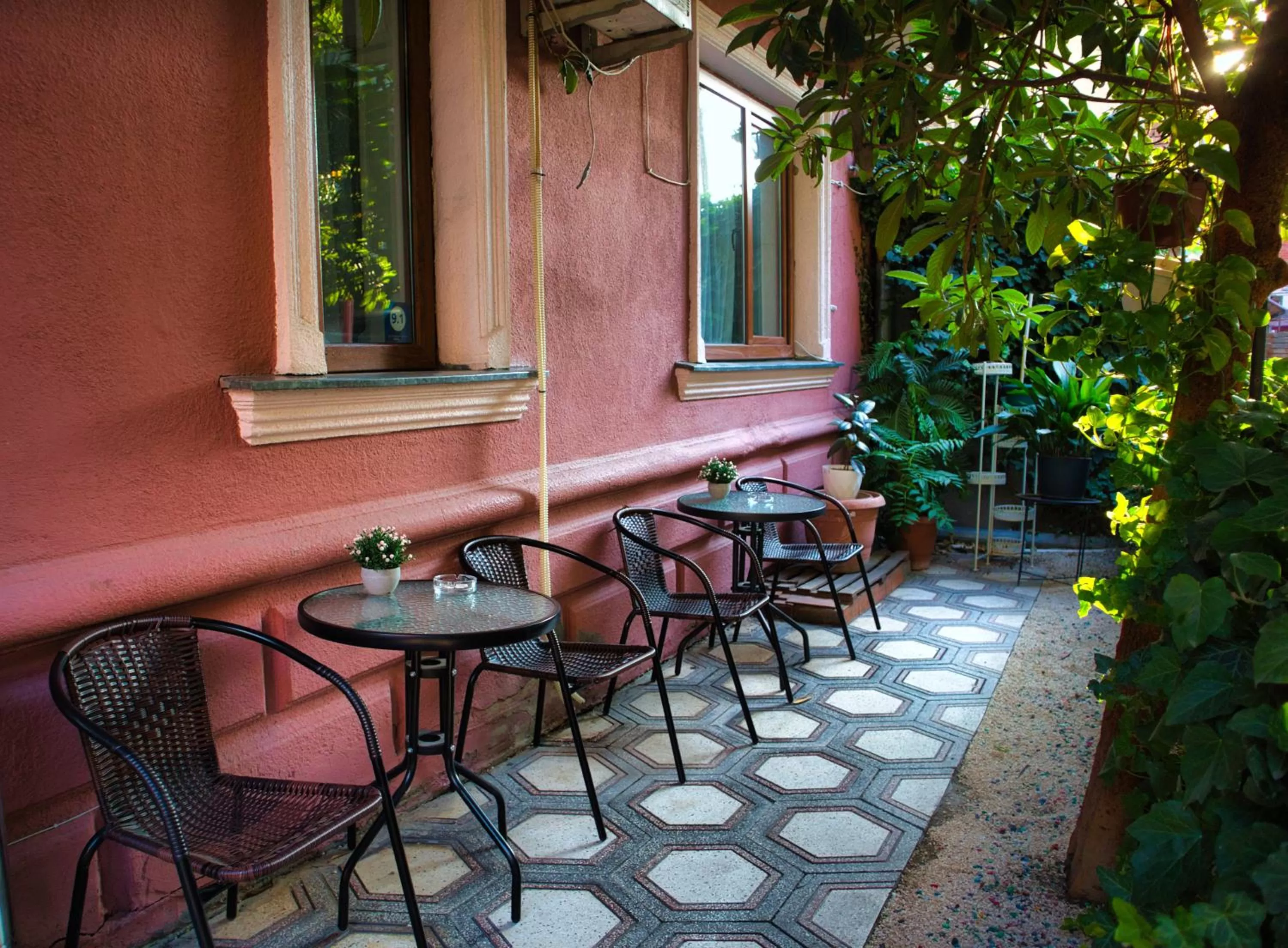 Patio, Patio/Outdoor Area in Metekhi View Hotel