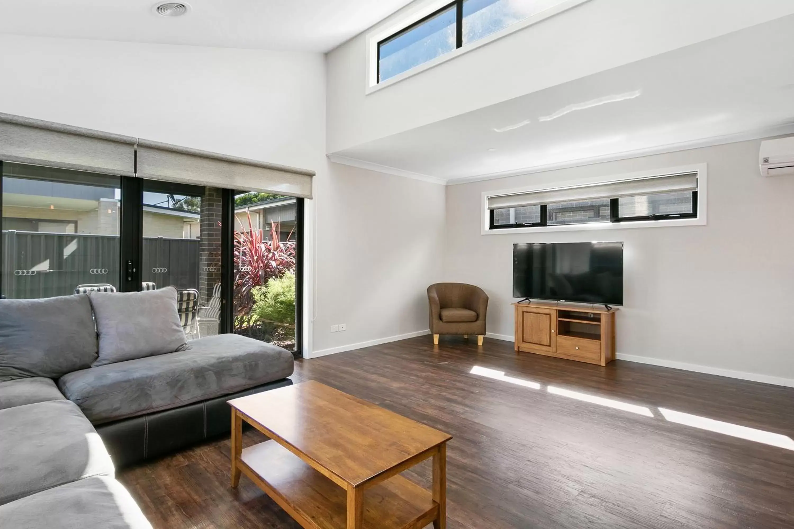 Seating Area in The Aspen & Apartments