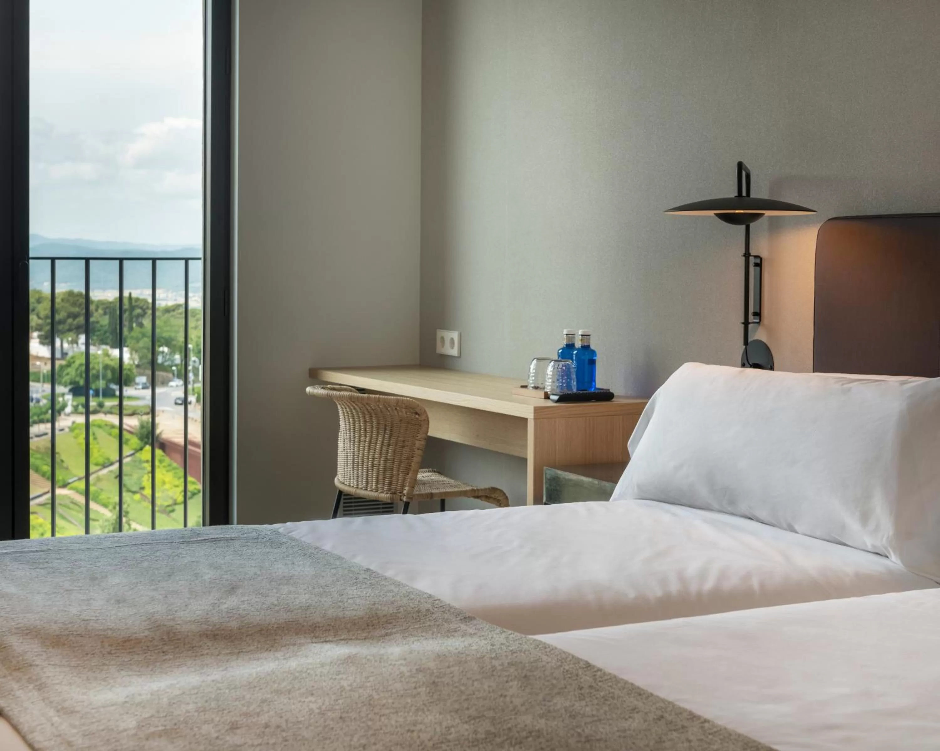 Photo of the whole room, Bed in Alta House Begur