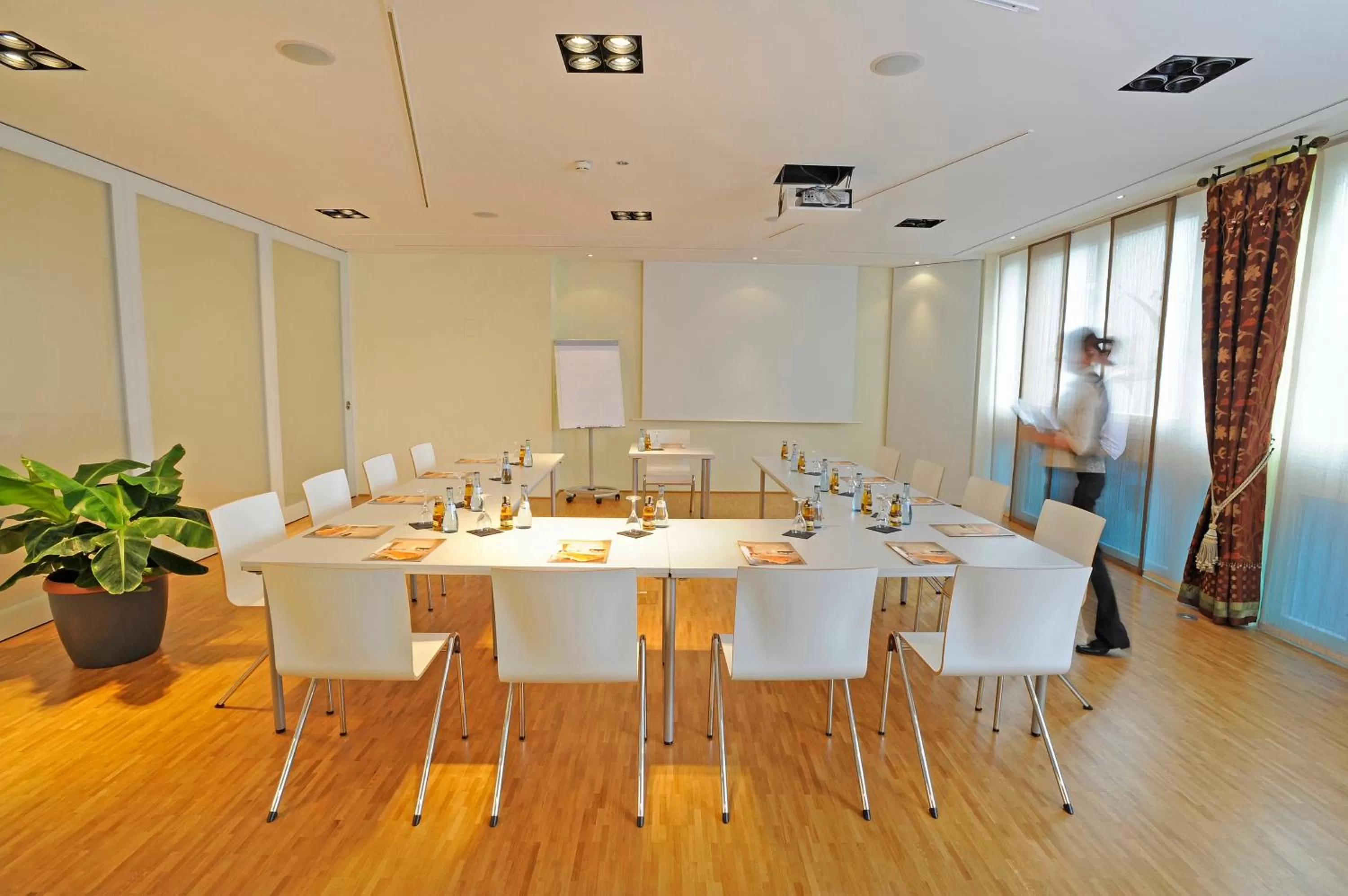 Business facilities in Boutiquehotel La Casa