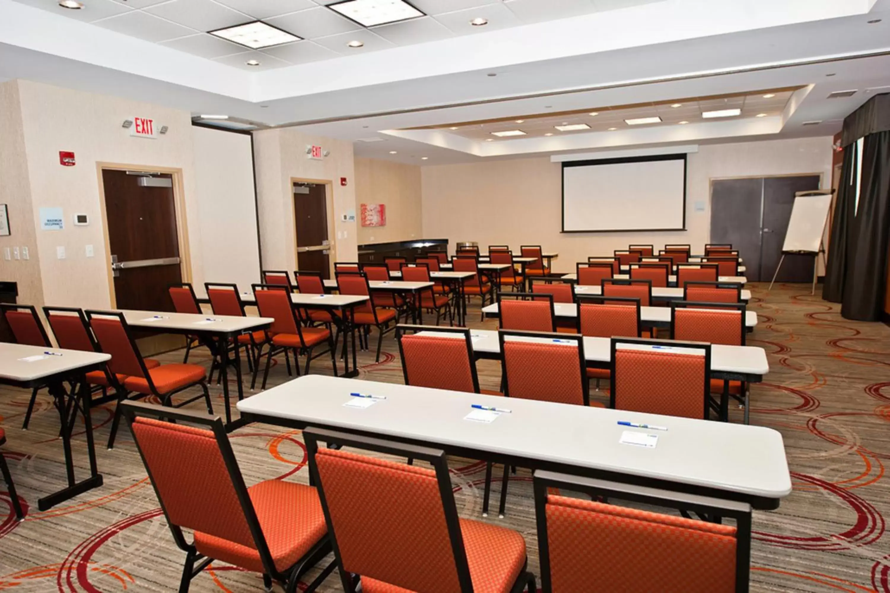Meeting/conference room in Holiday Inn Express & Suites Columbus-Easton Area