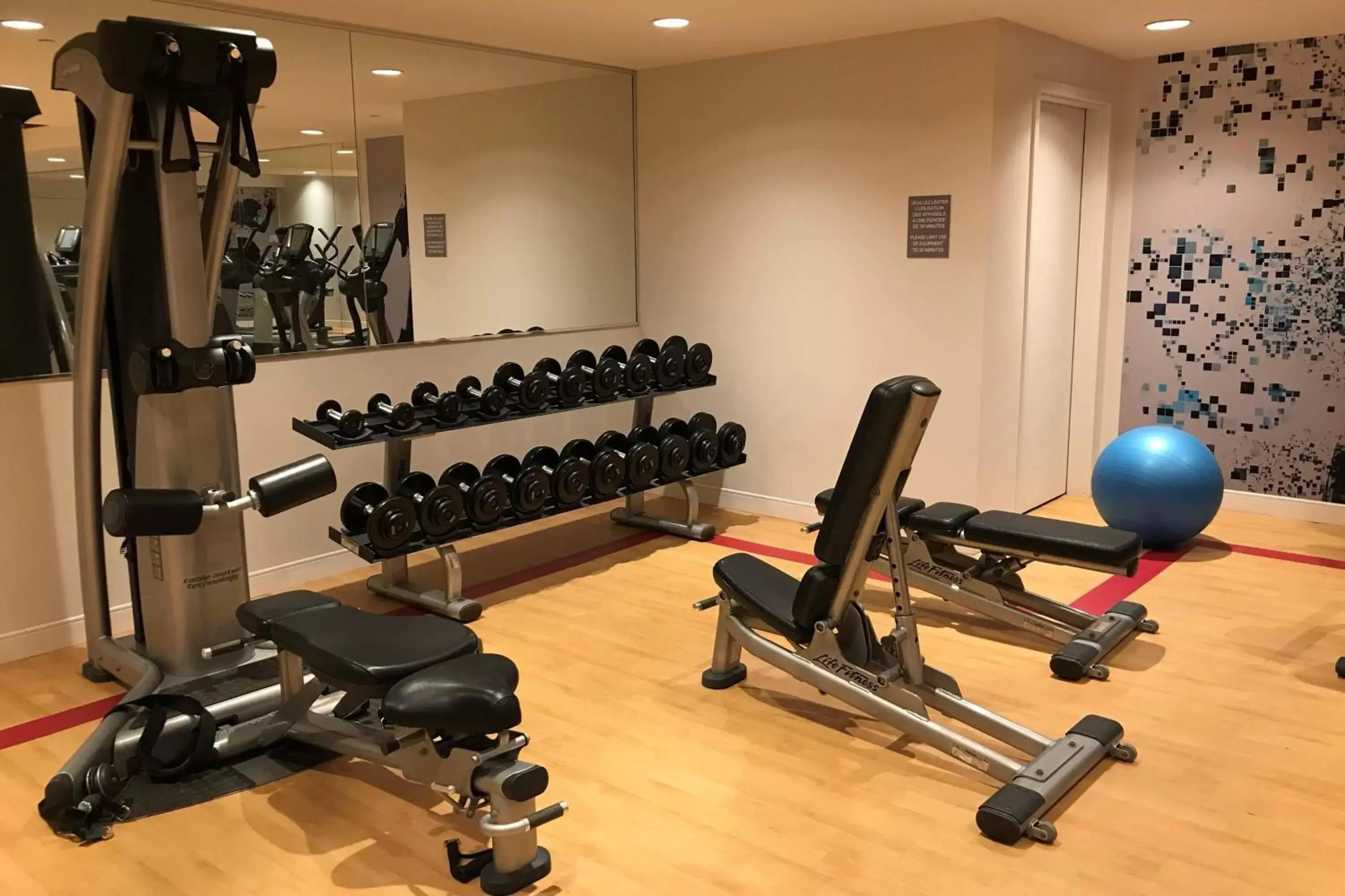 Fitness centre/facilities, Fitness Center/Facilities in Sheraton Laval Hotel