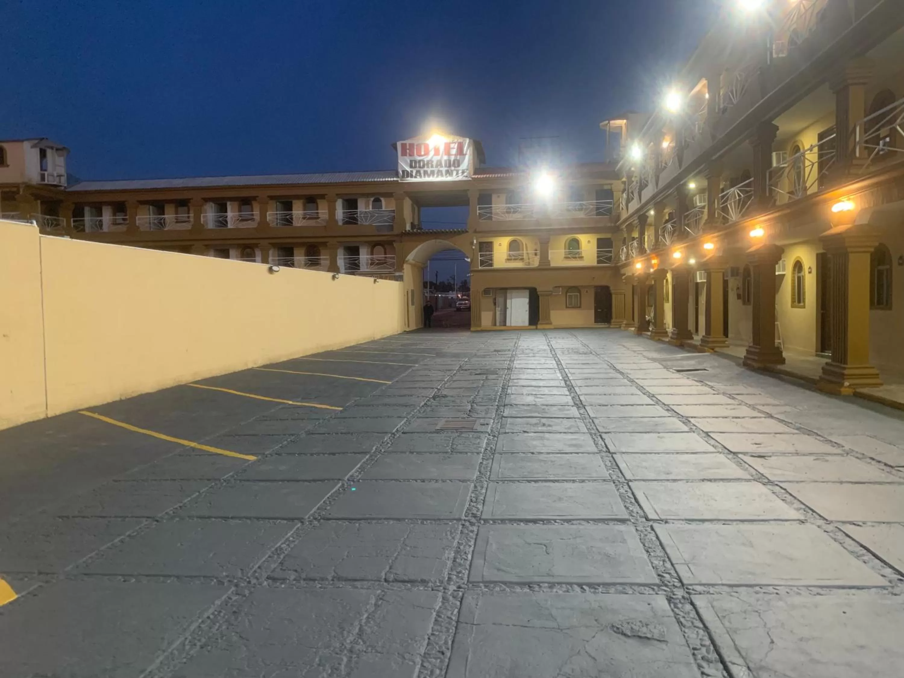 HOTEL DORADO DIAMANTE