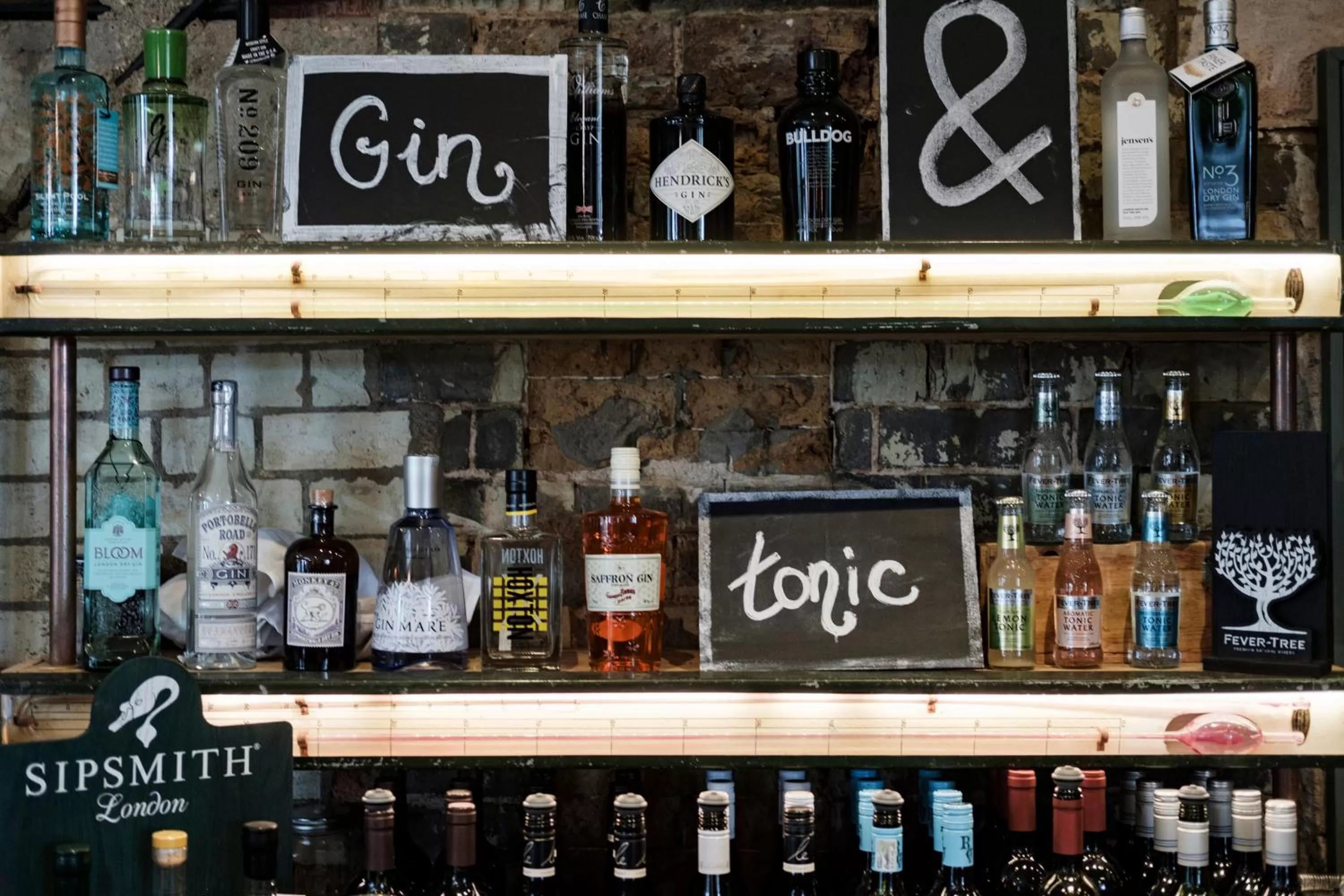 Lounge or bar in The Drayton Court Hotel