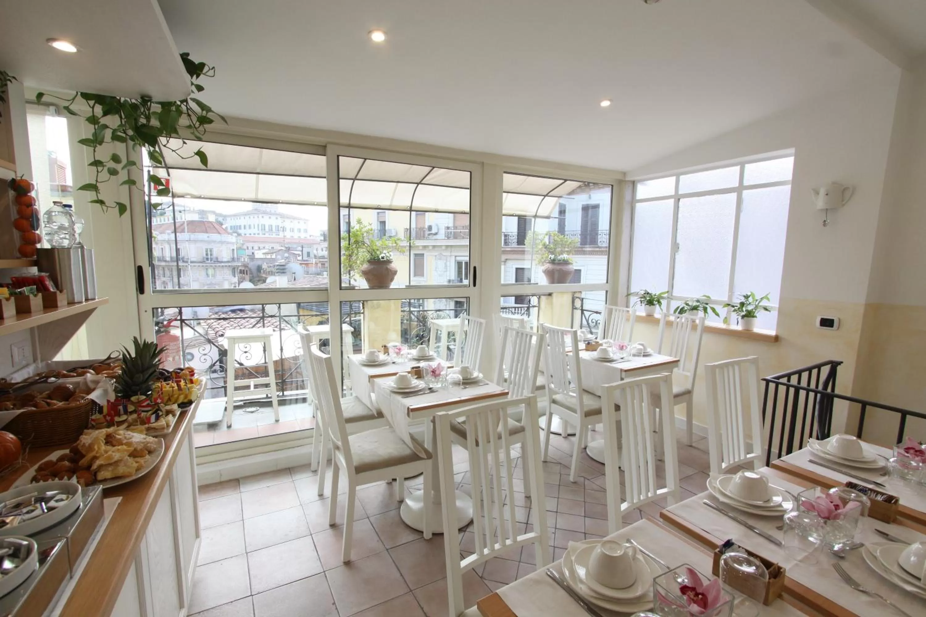 Restaurant/places to eat in Hotel La Fenice