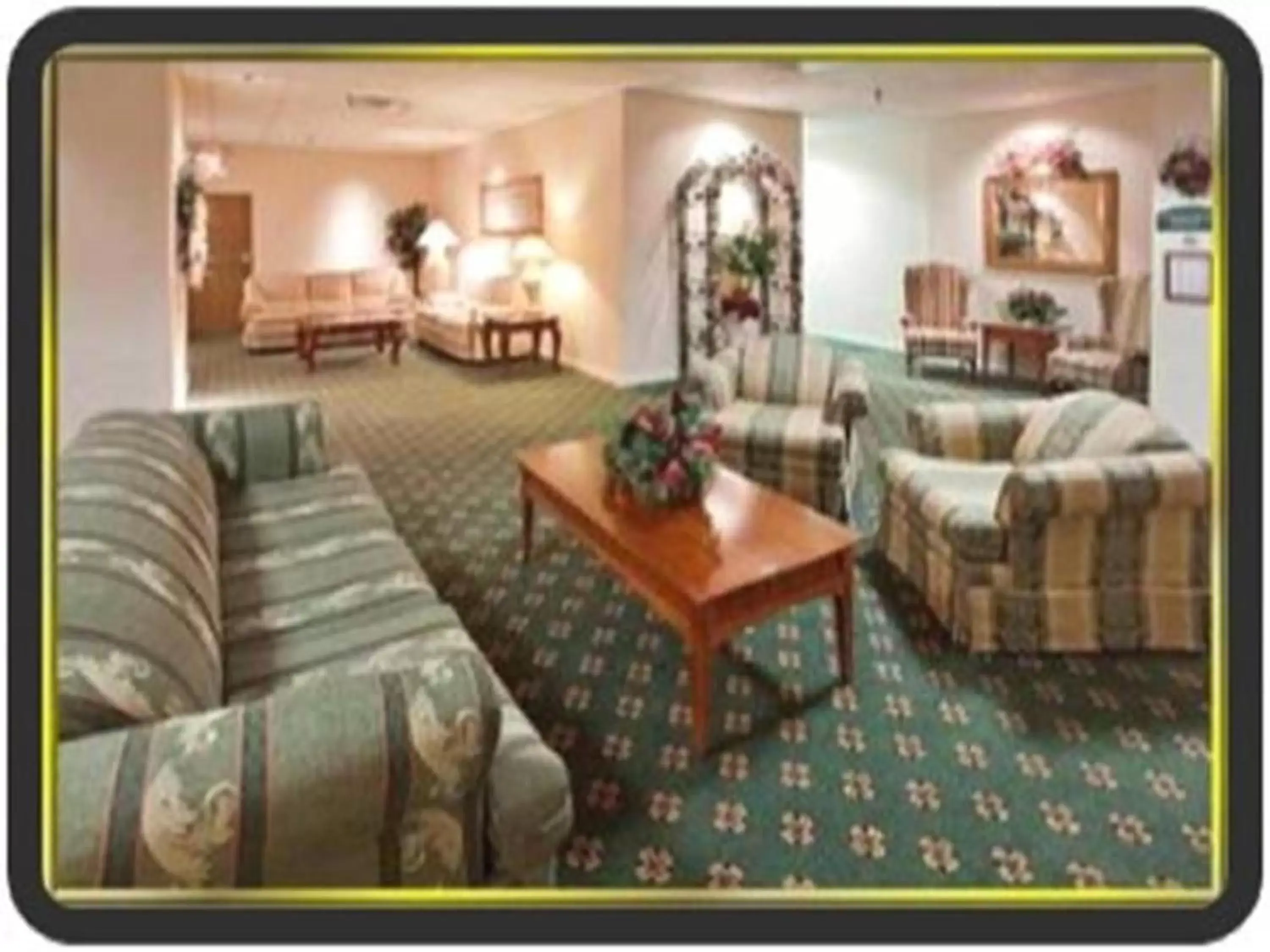 Lobby or reception, Lounge/Bar in Quality Inn & Suites Schoharie near Howe Caverns