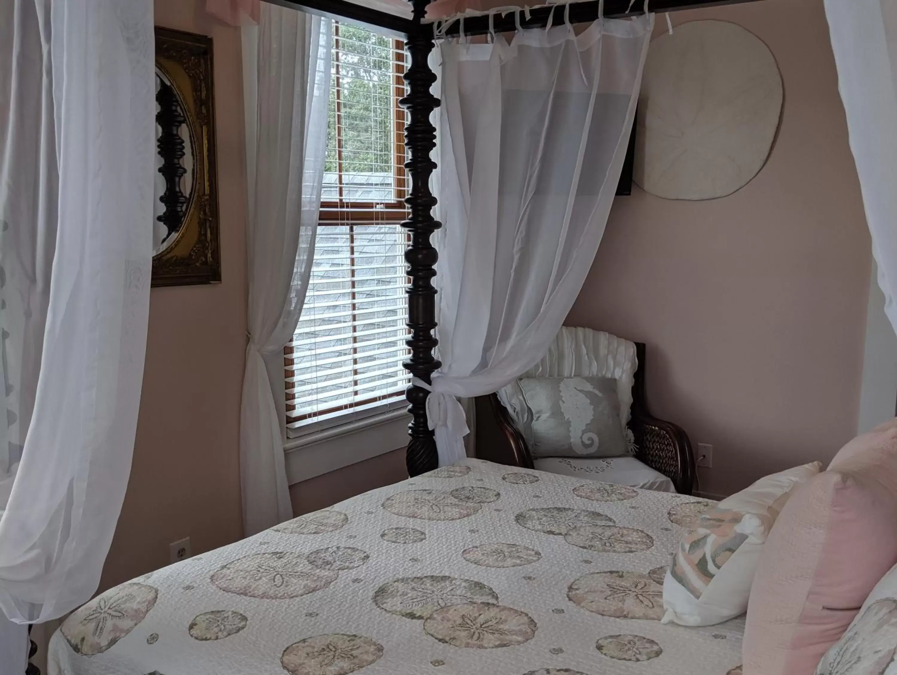 Bed in Surf Song Bed & Breakfast Bed in Surf Song Bed & Breakfast