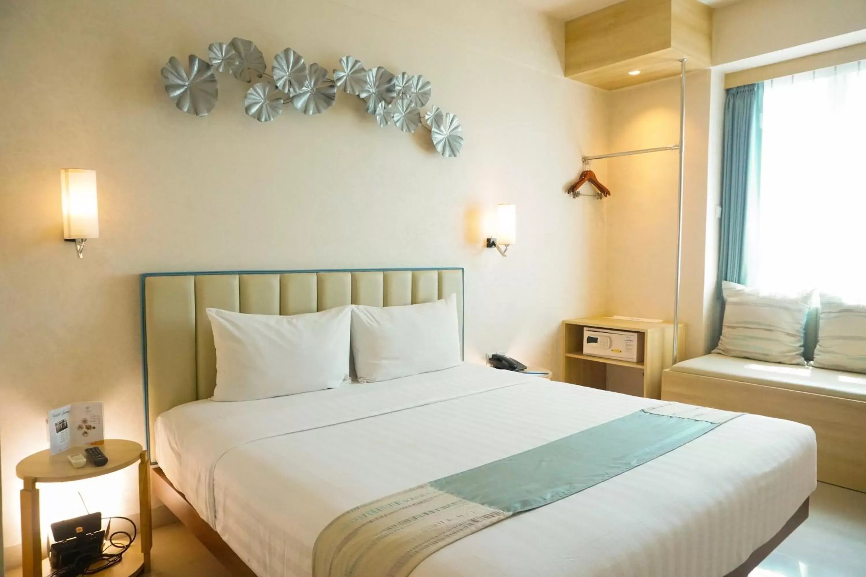 Bed in Solaris Hotel Malang