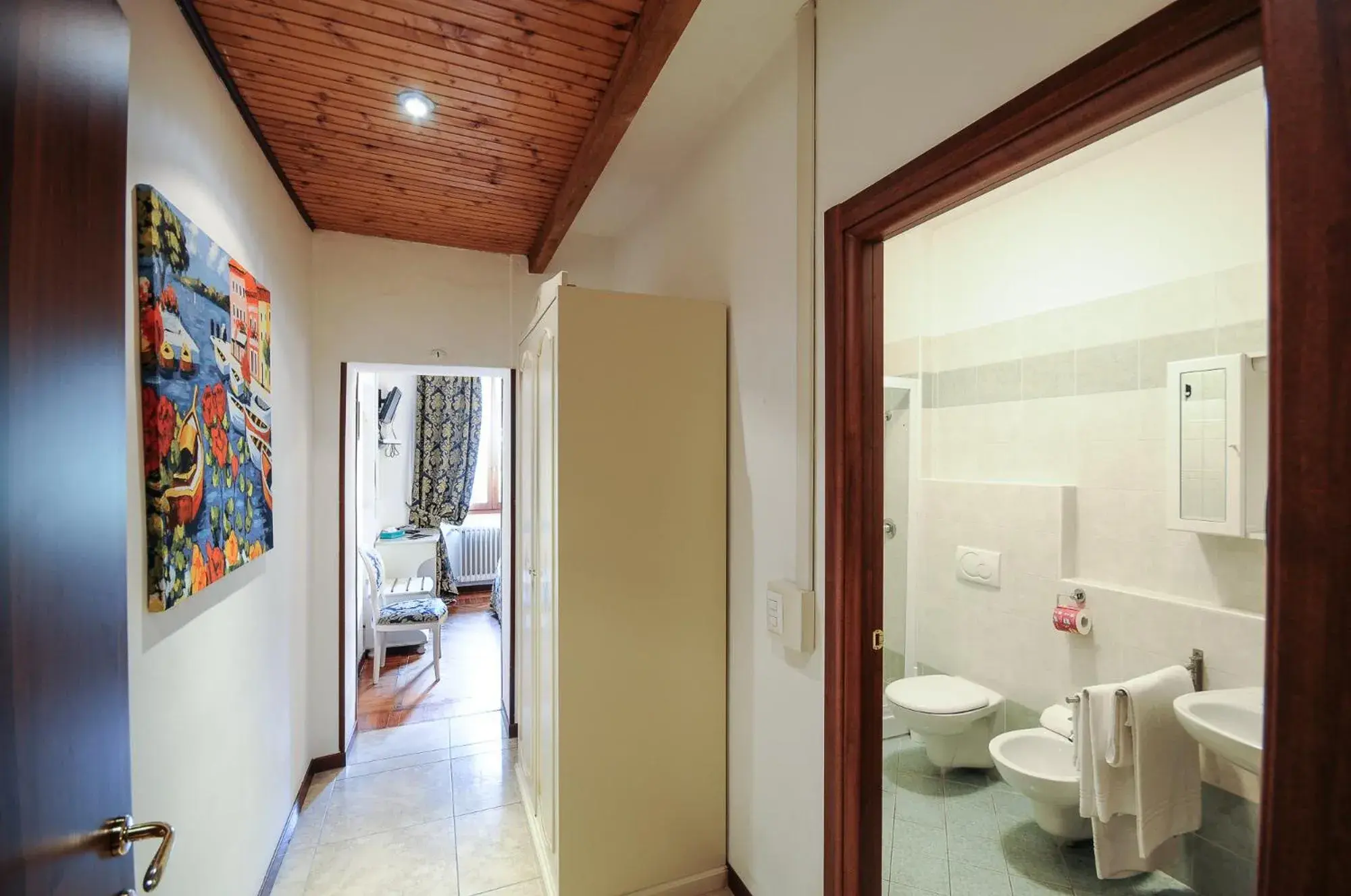 Toilet, Bathroom in Hotel Terzo Crotto