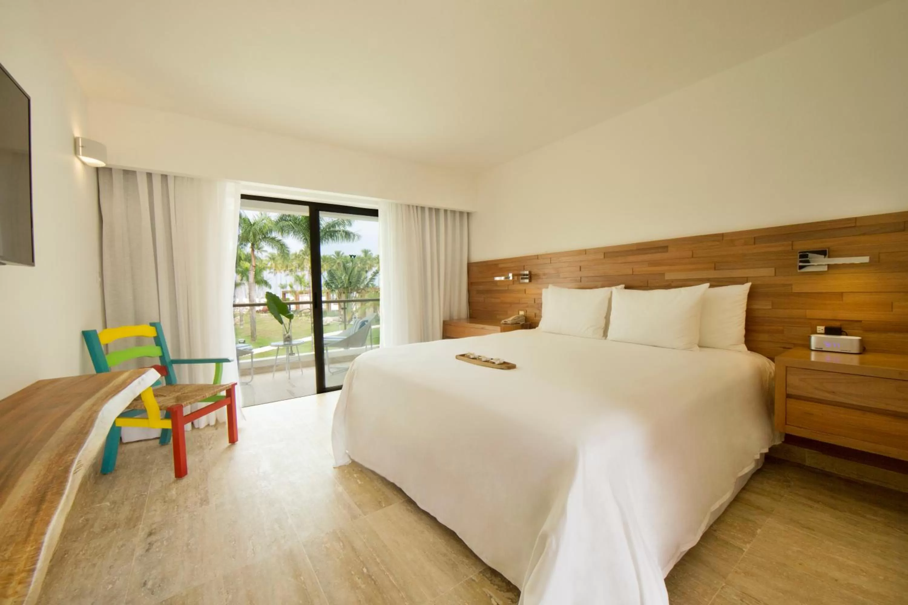 Balcony/Terrace, Bed in Viva V Samana by Wyndham, A Trademark Adults All Inclusive