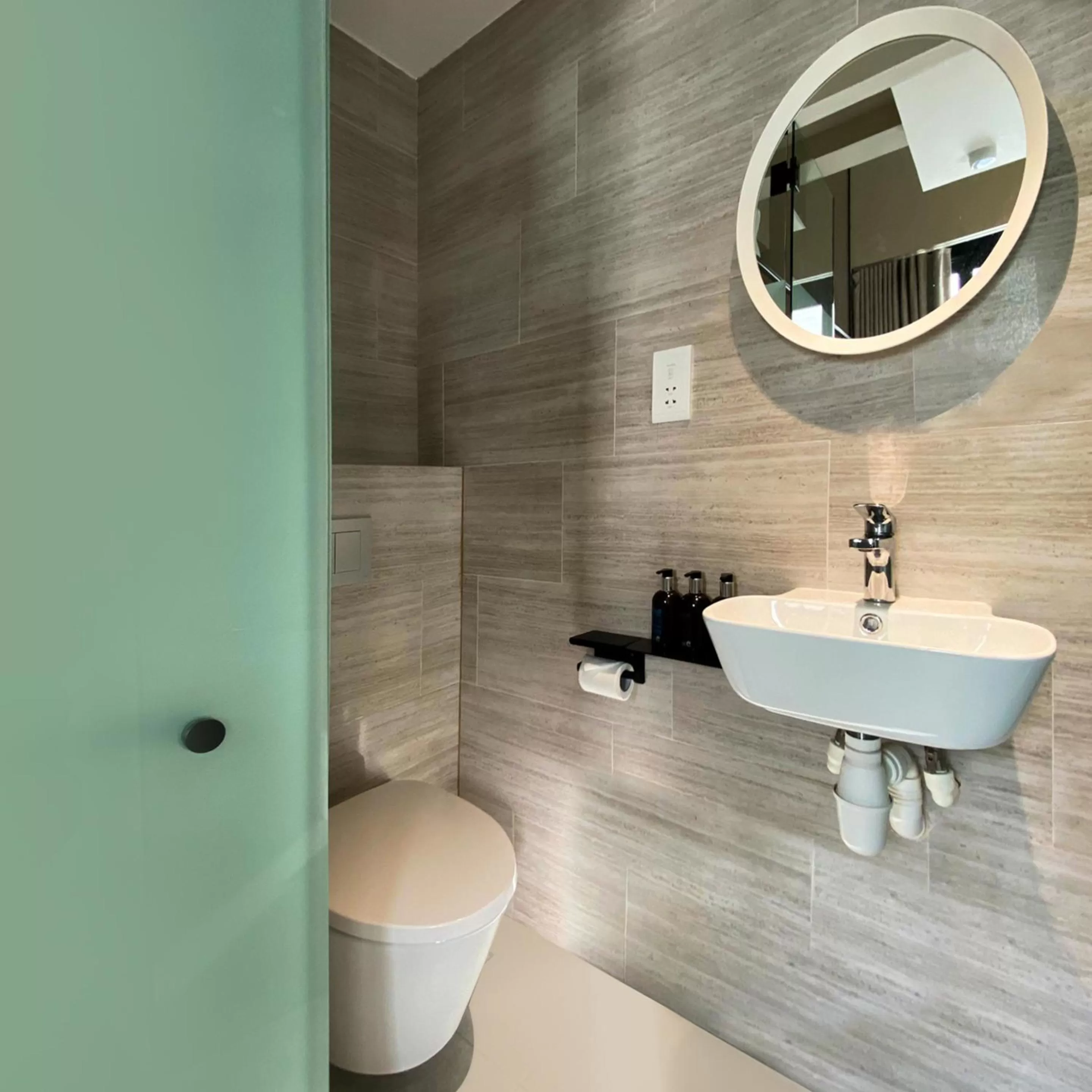 Toilet in ST Signature Jalan Besar, SHORT OVERNIGHT, 13 Hours, 6PM-7AM