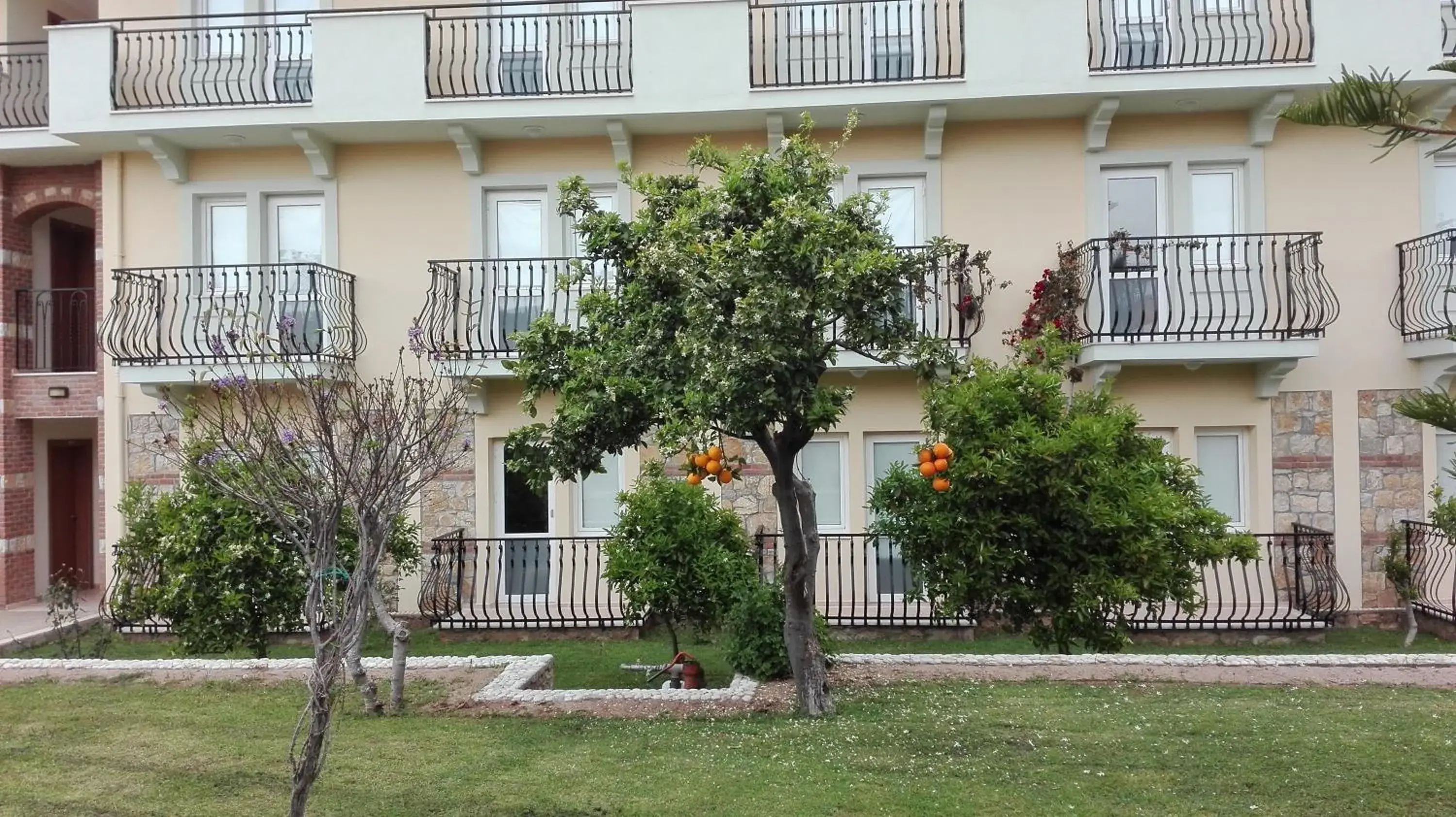 Garden, Property Building in Mavruka Hotel