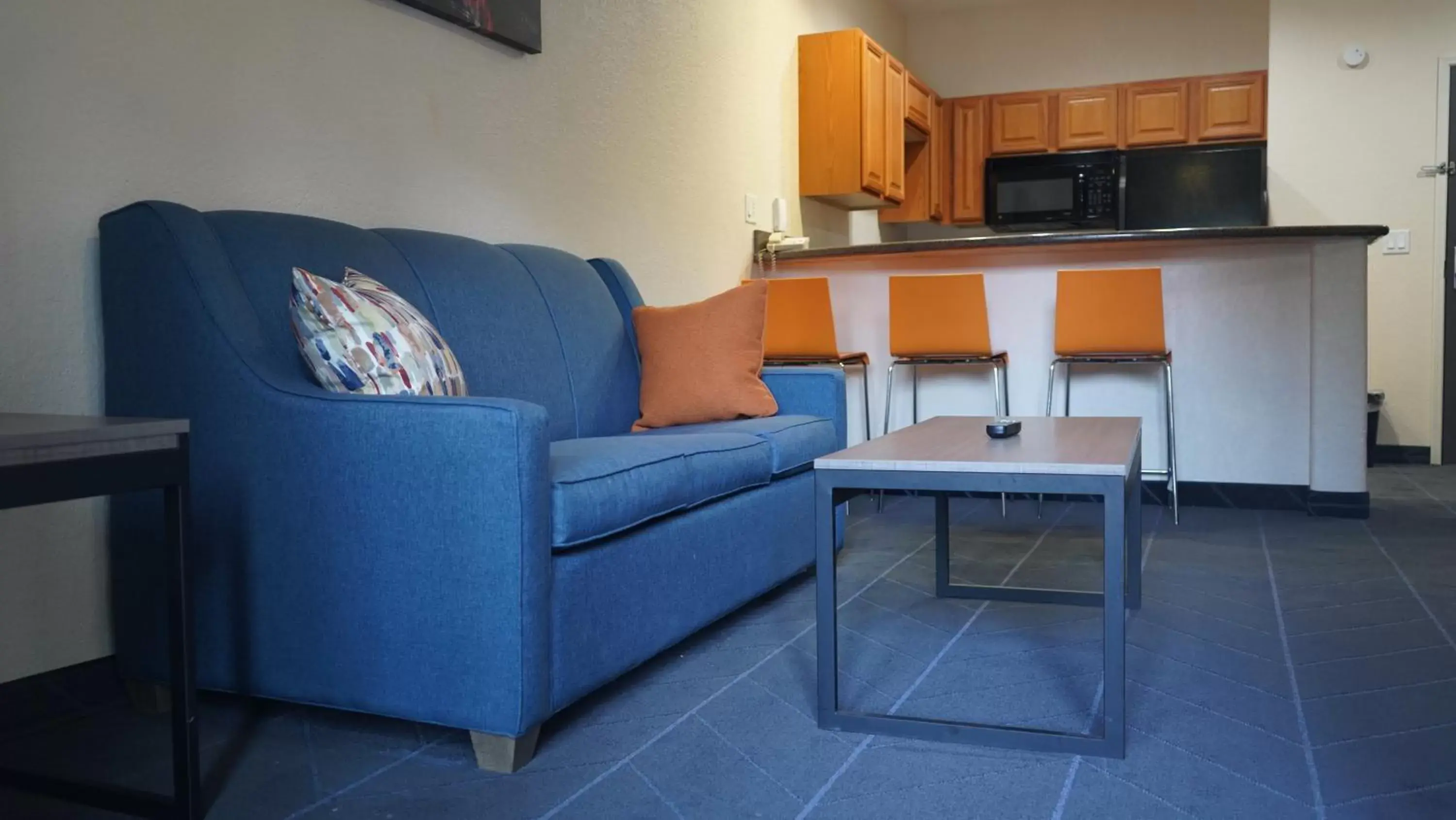 Seating Area in Best Western Lubbock West Inn & Suites