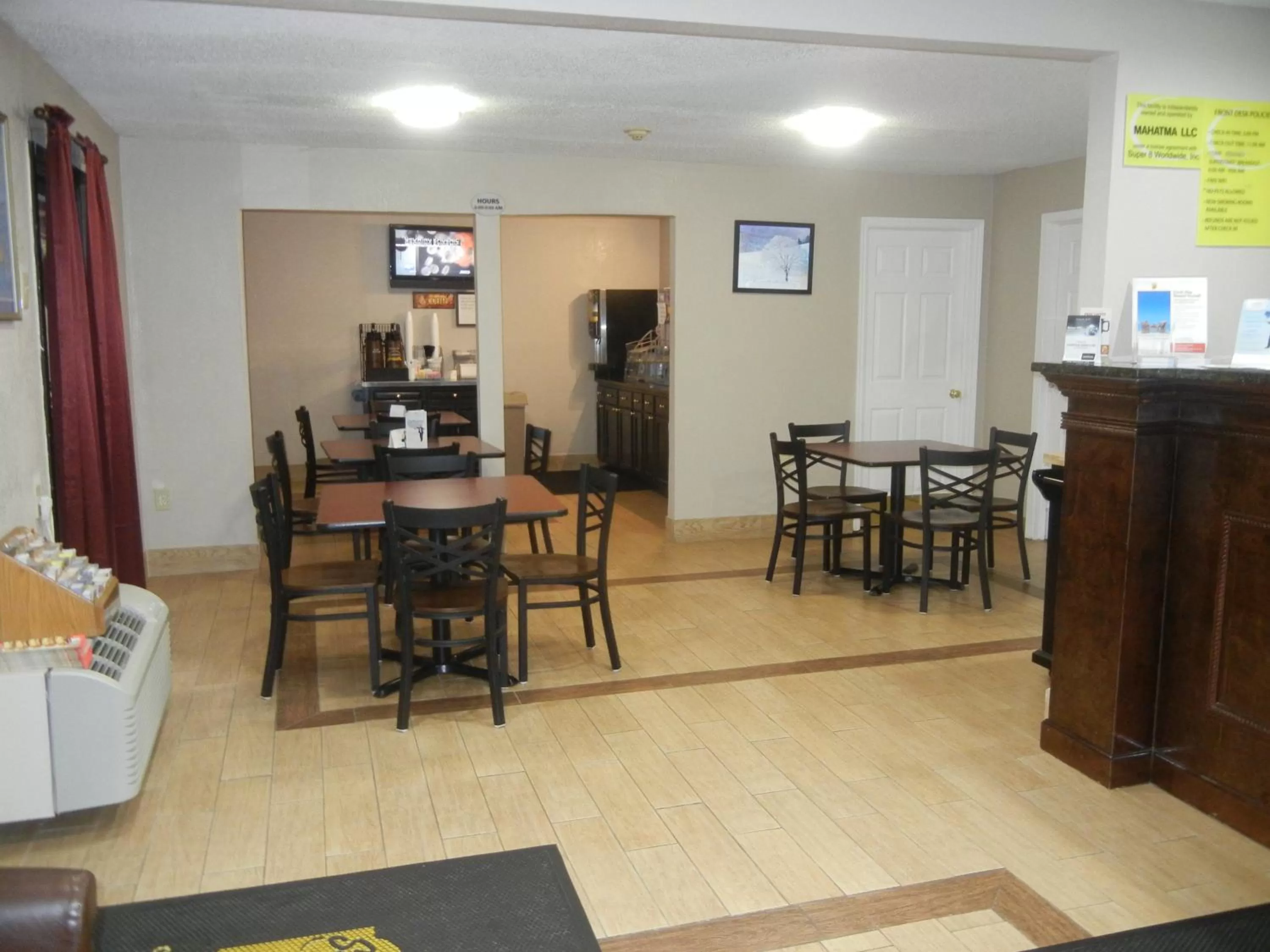 Super 8 by Wyndham Cincinnati-Springdale OH