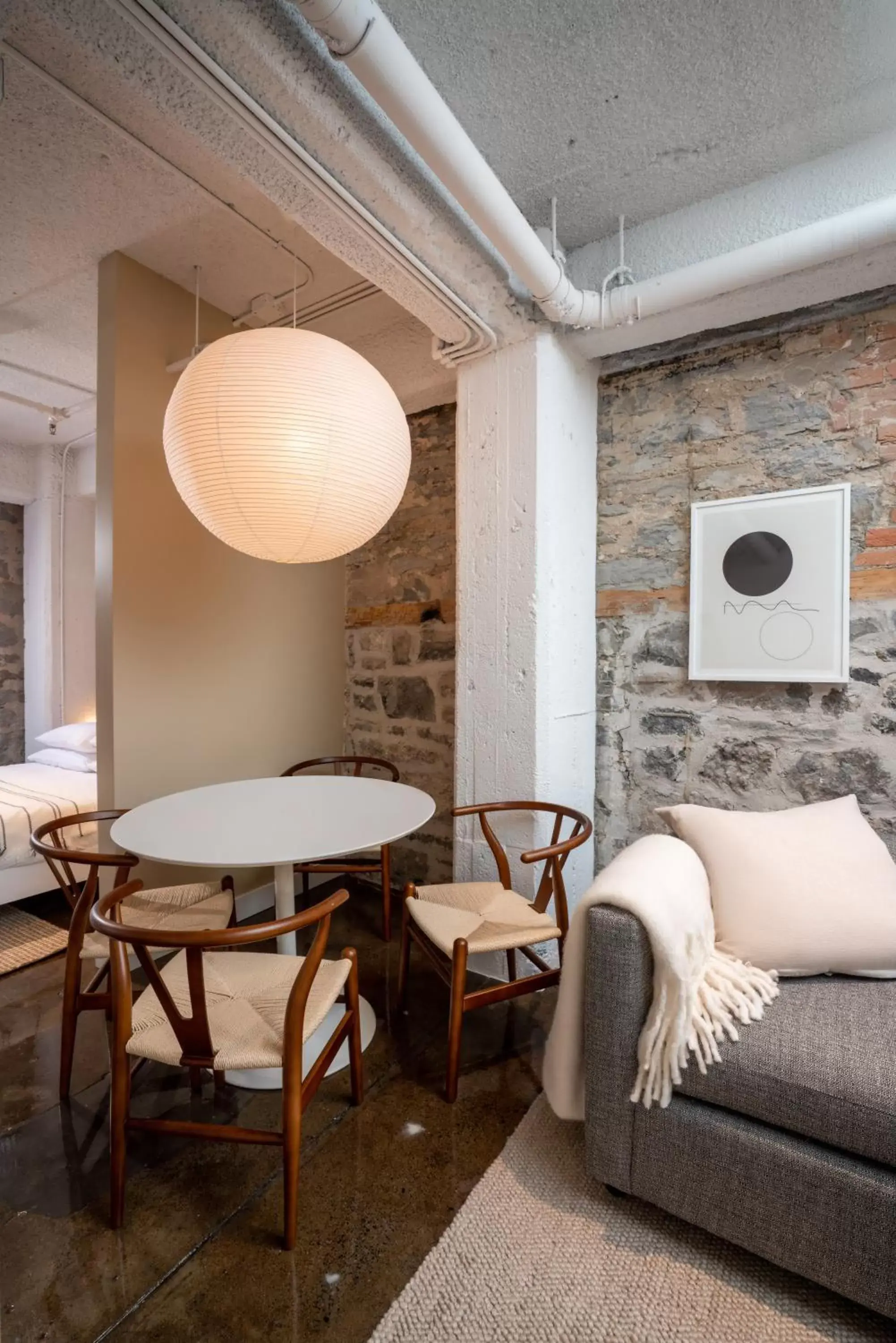 Living room, Seating Area in Maison Sainte-Thérèse By Maisons & co